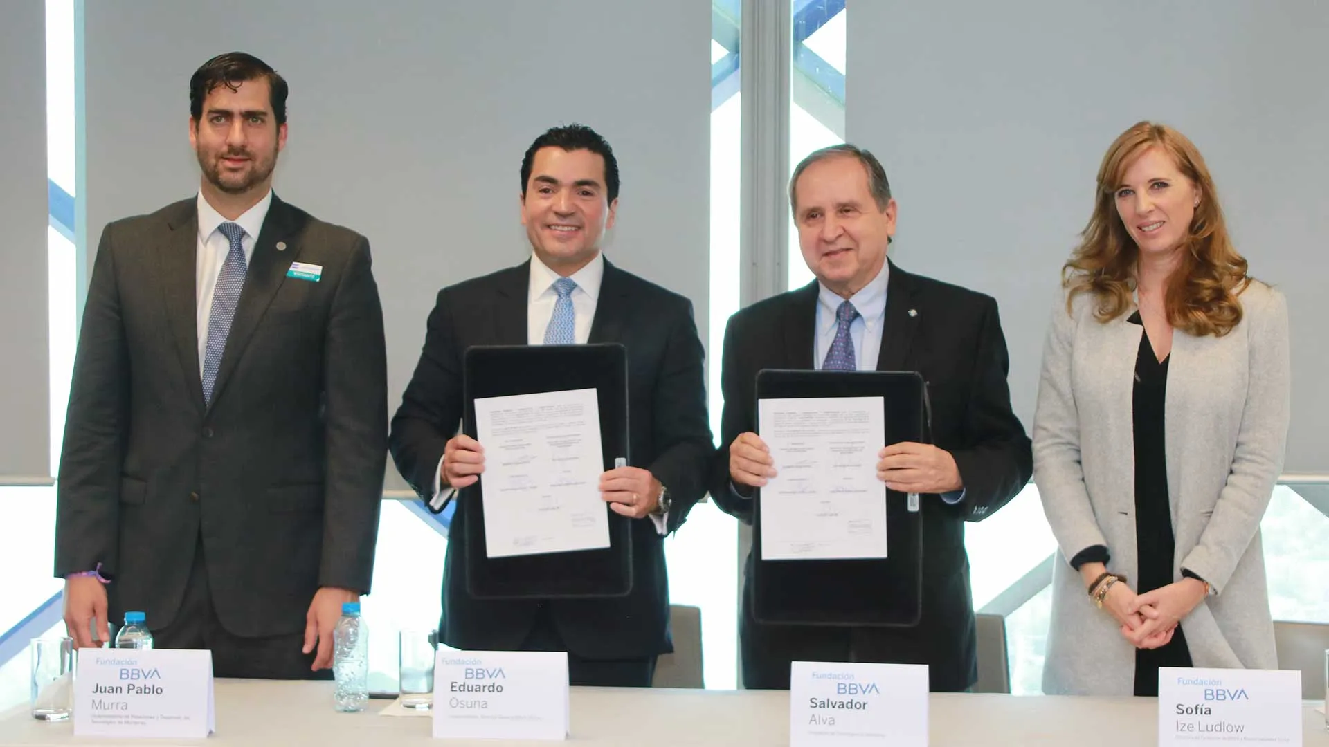 Convenio Tec con Fundación BBVA Lideres del Mañana