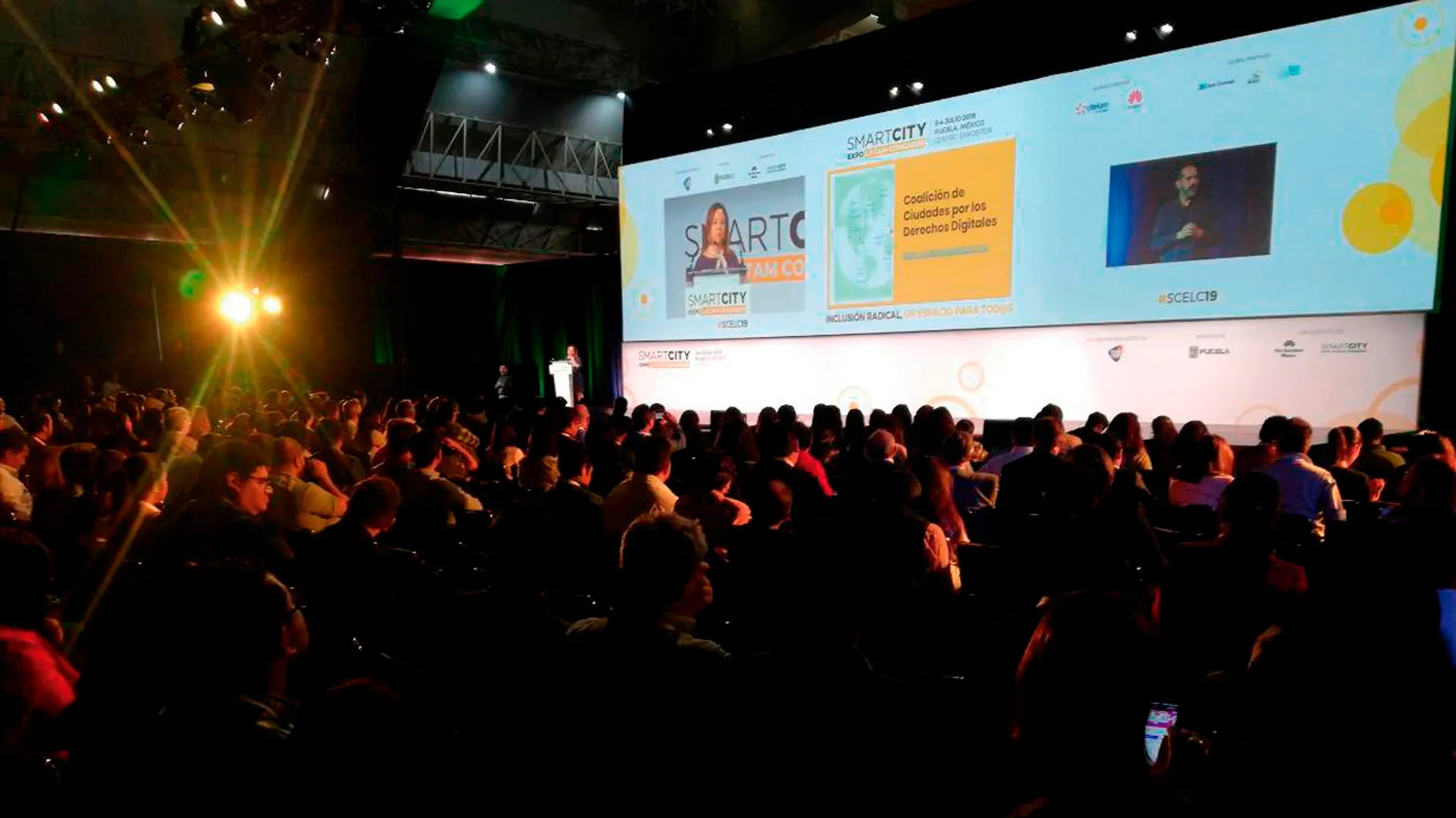 Ceremonia de entrega en los LATAM Smart Cities Awards 2019