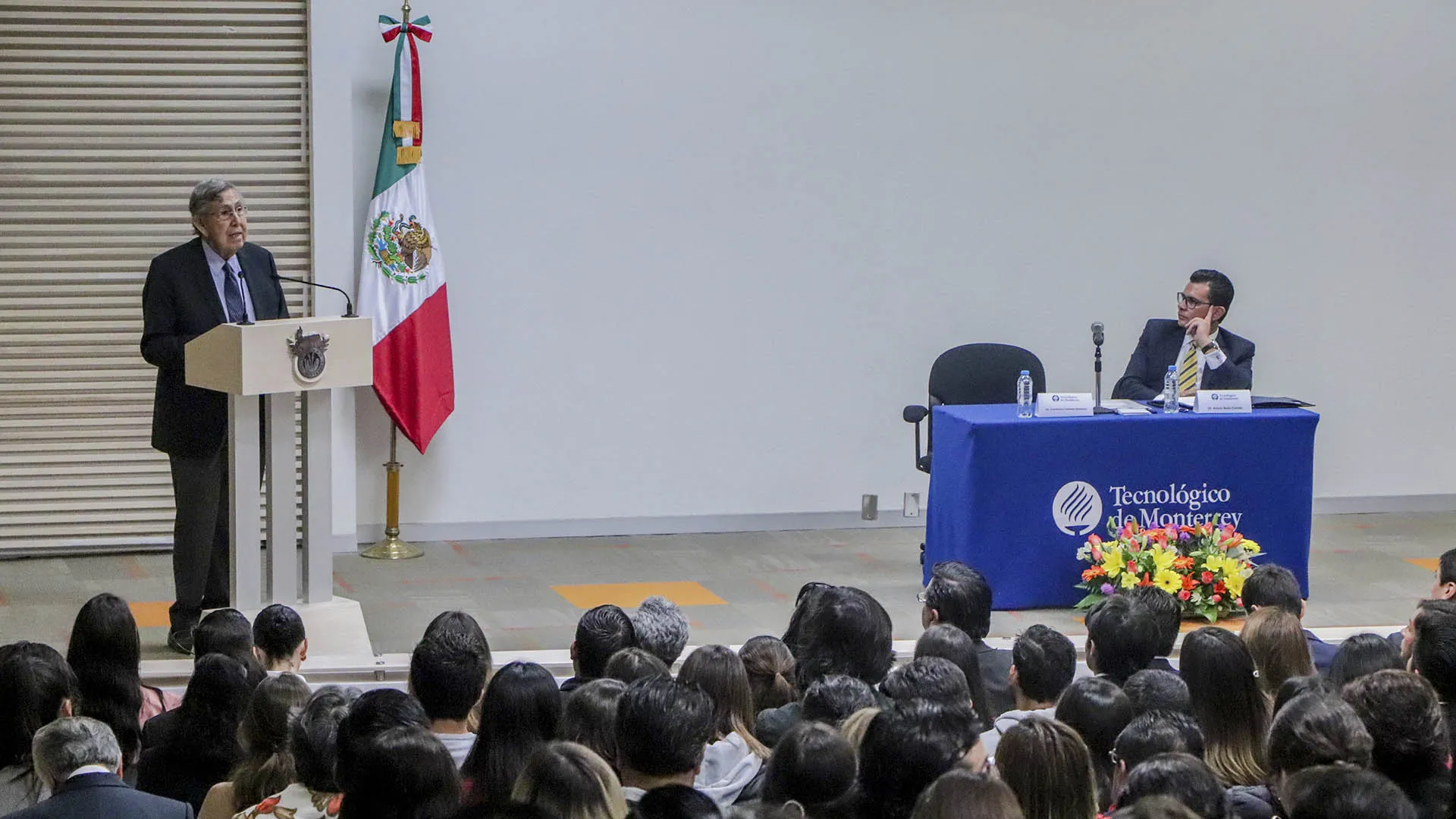 Mensaje de Cuauhtémoc Cárdenas para estudiantes del Tec de Monterrey
