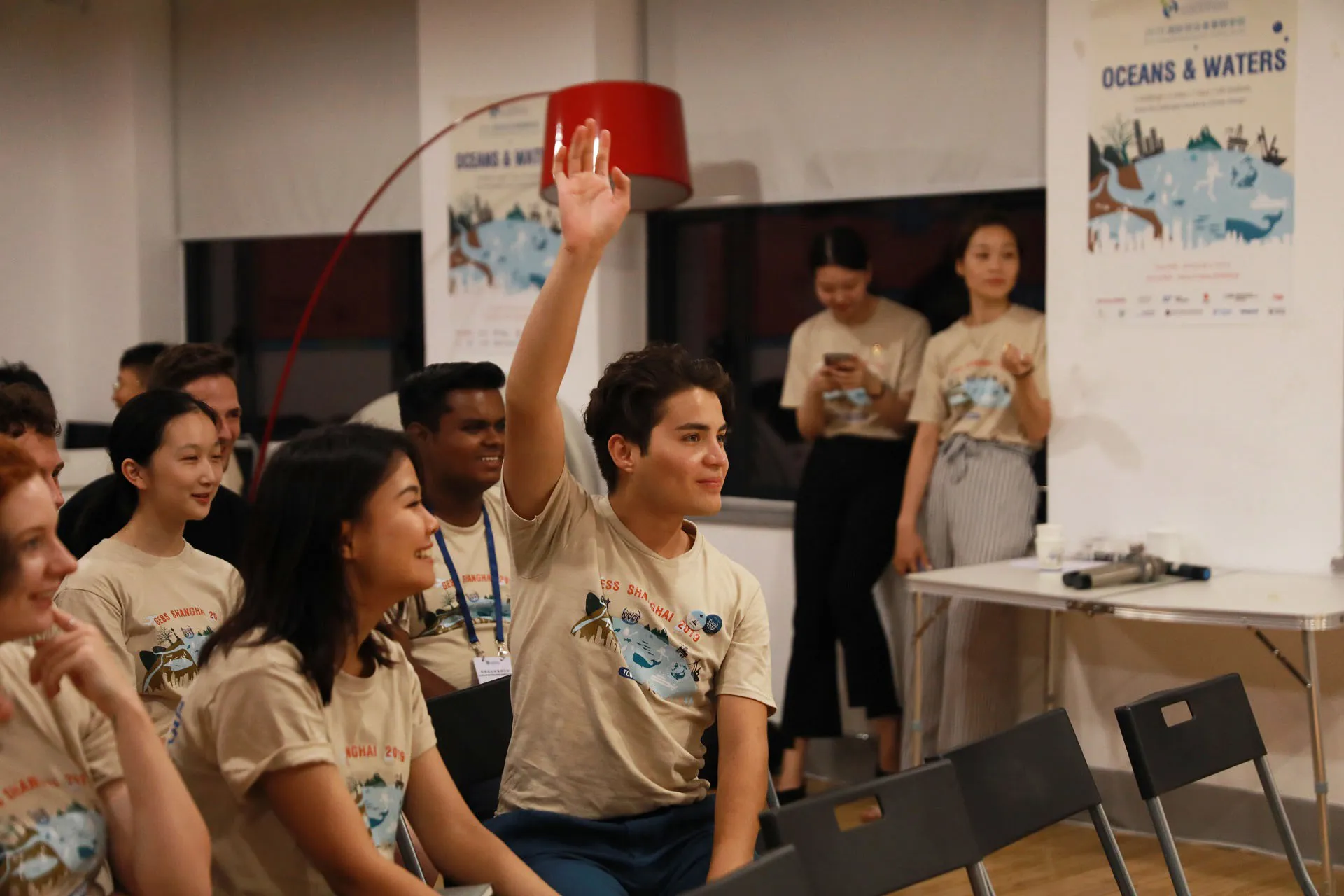 Alejandro durante su presentación 