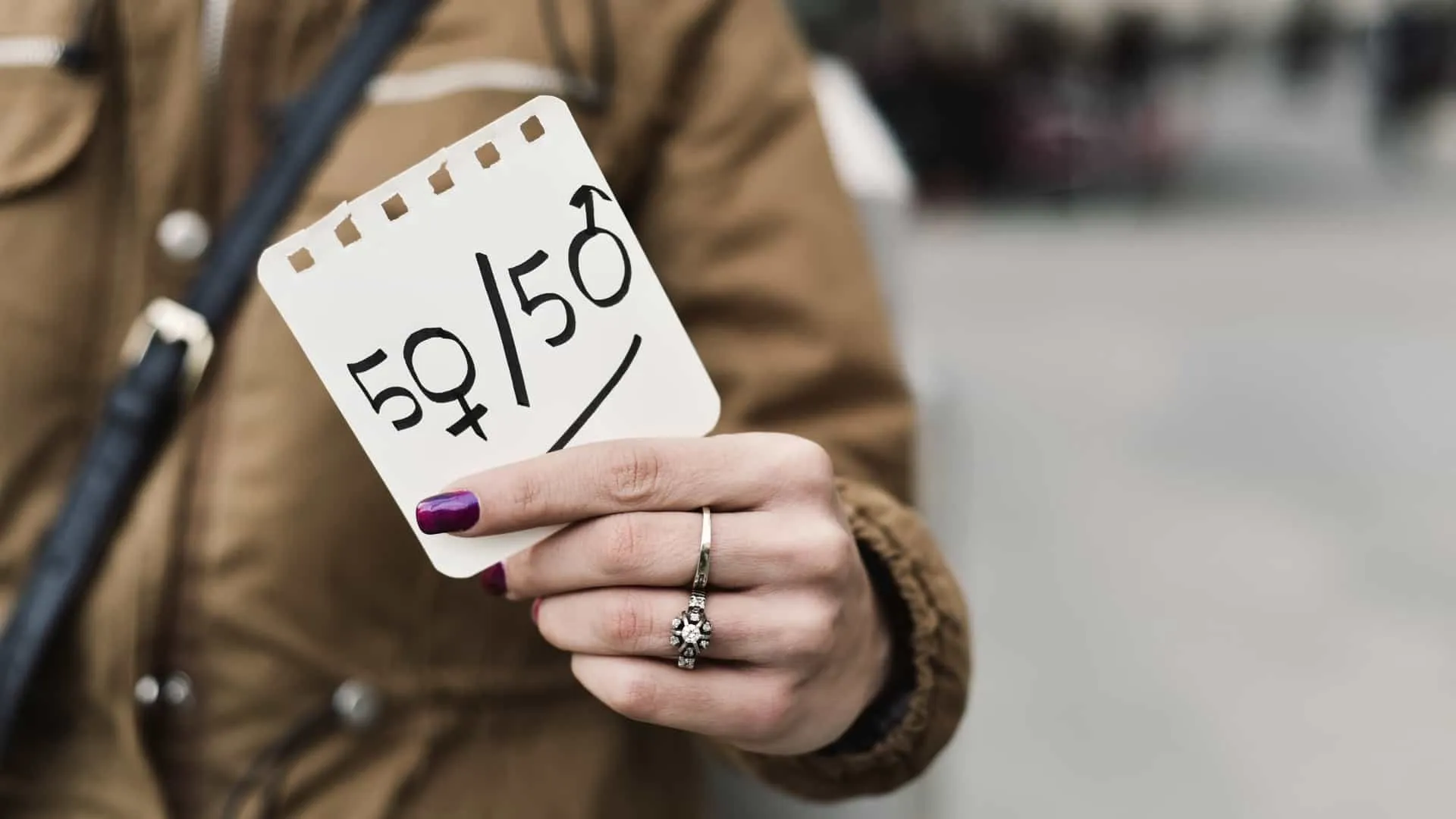 Hoy día es visible la mano de la mujer en el mundo laboral