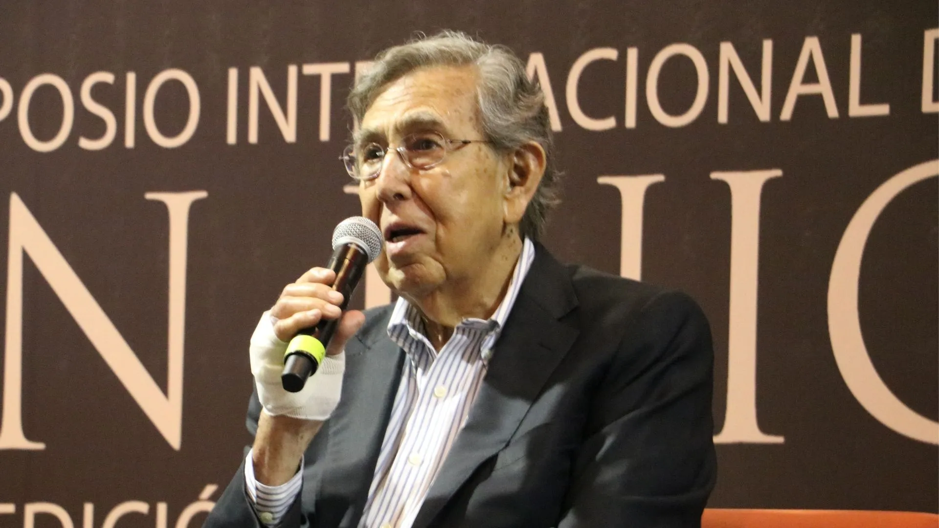 No hay definiciones sobre grandes temas en México: Cuauhtémoc Cárdenas