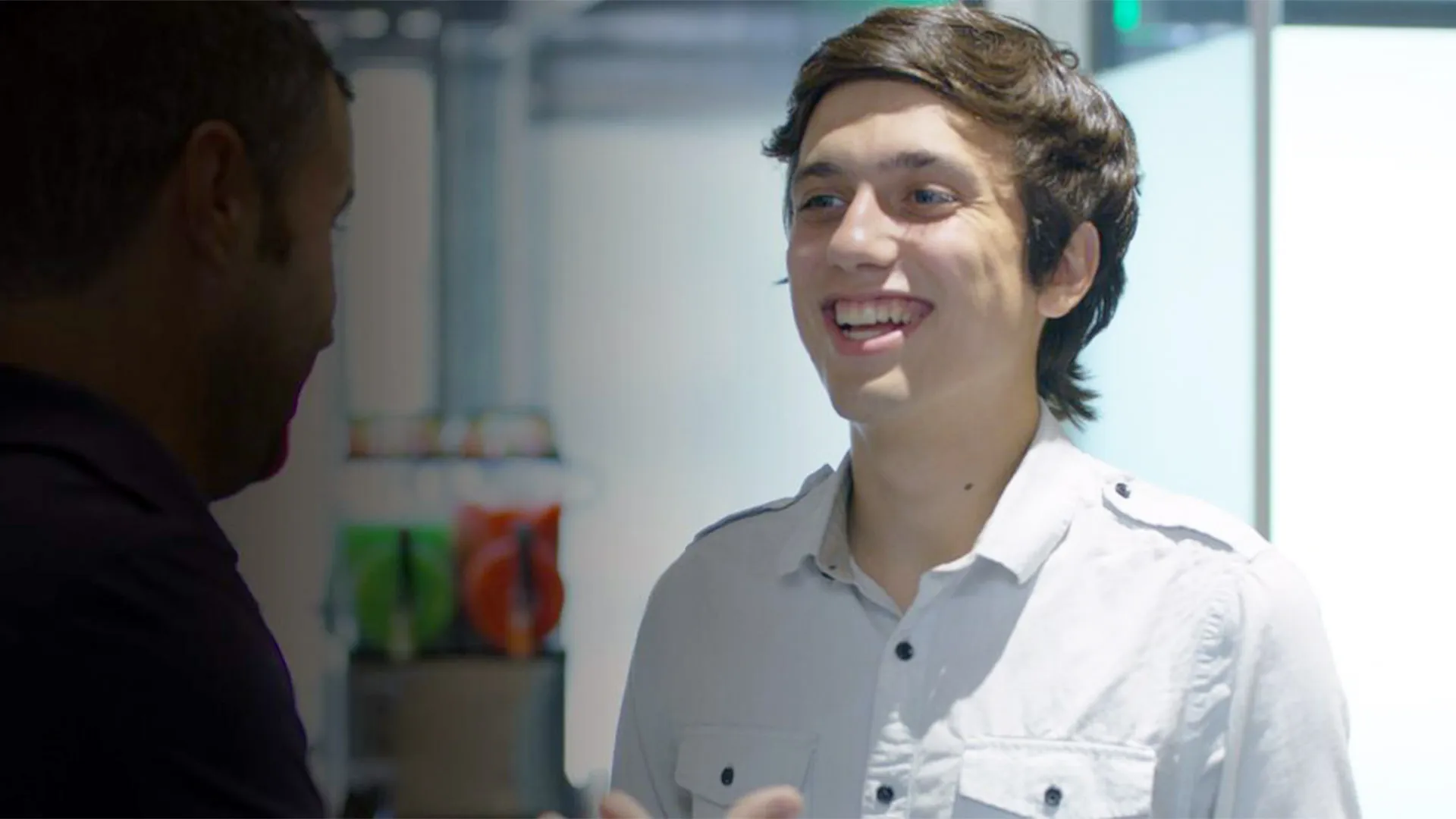 Trabaja en Microsoft, hace podcasts y busca inspirar a mexicanos 