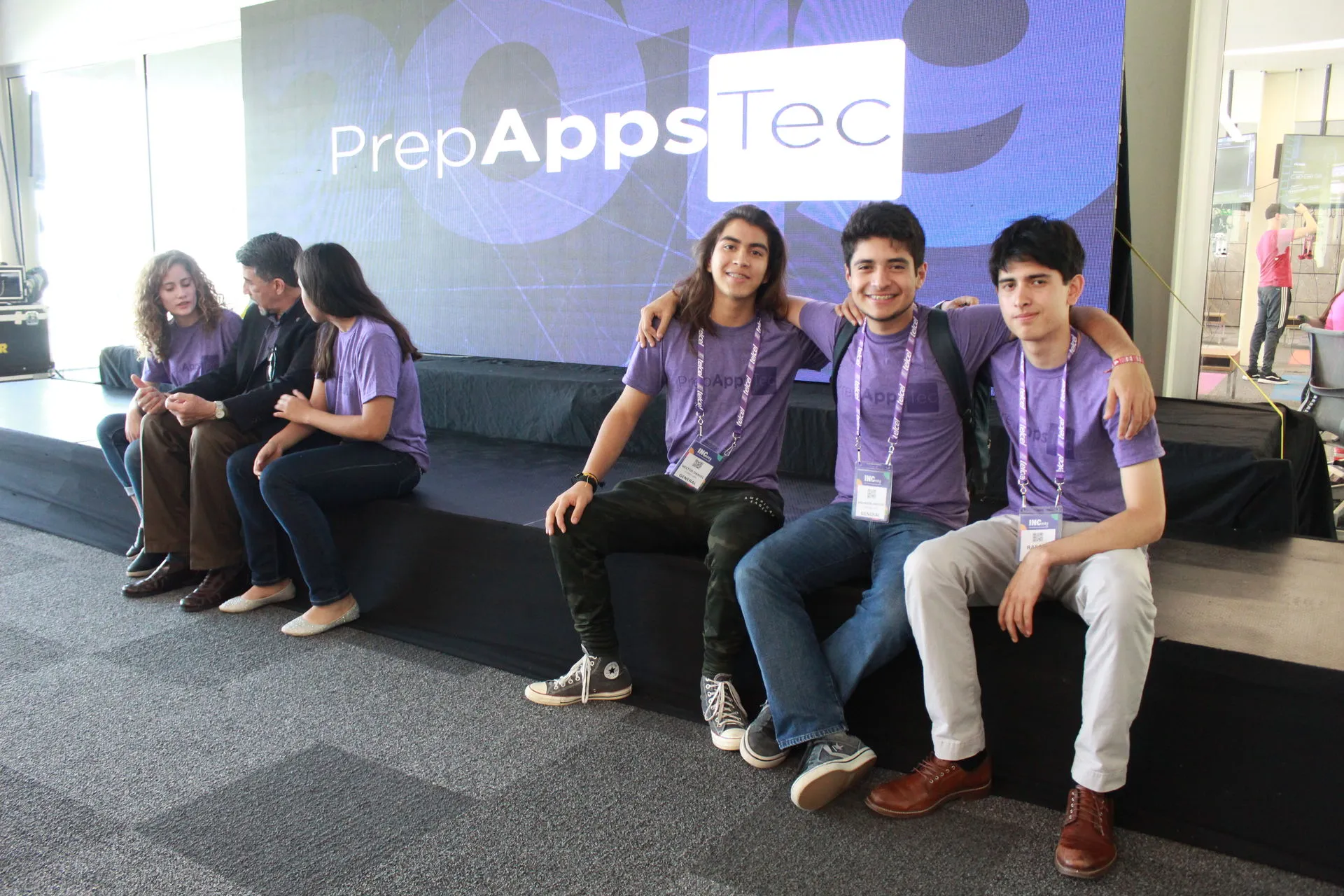 Jóvenes crean app que cambiaría el ciclismo en México