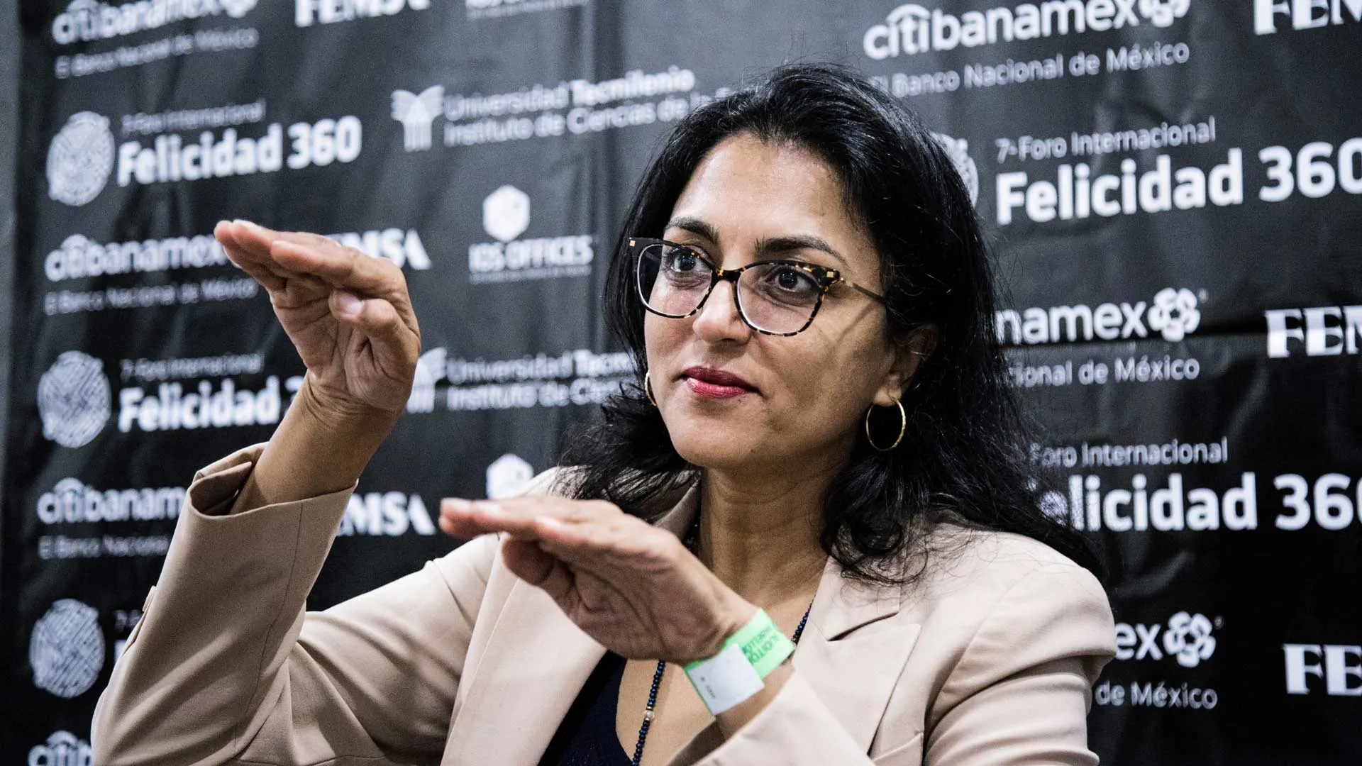 La doctora que se cansó de recetar medicinas y quiso ir más a fondo