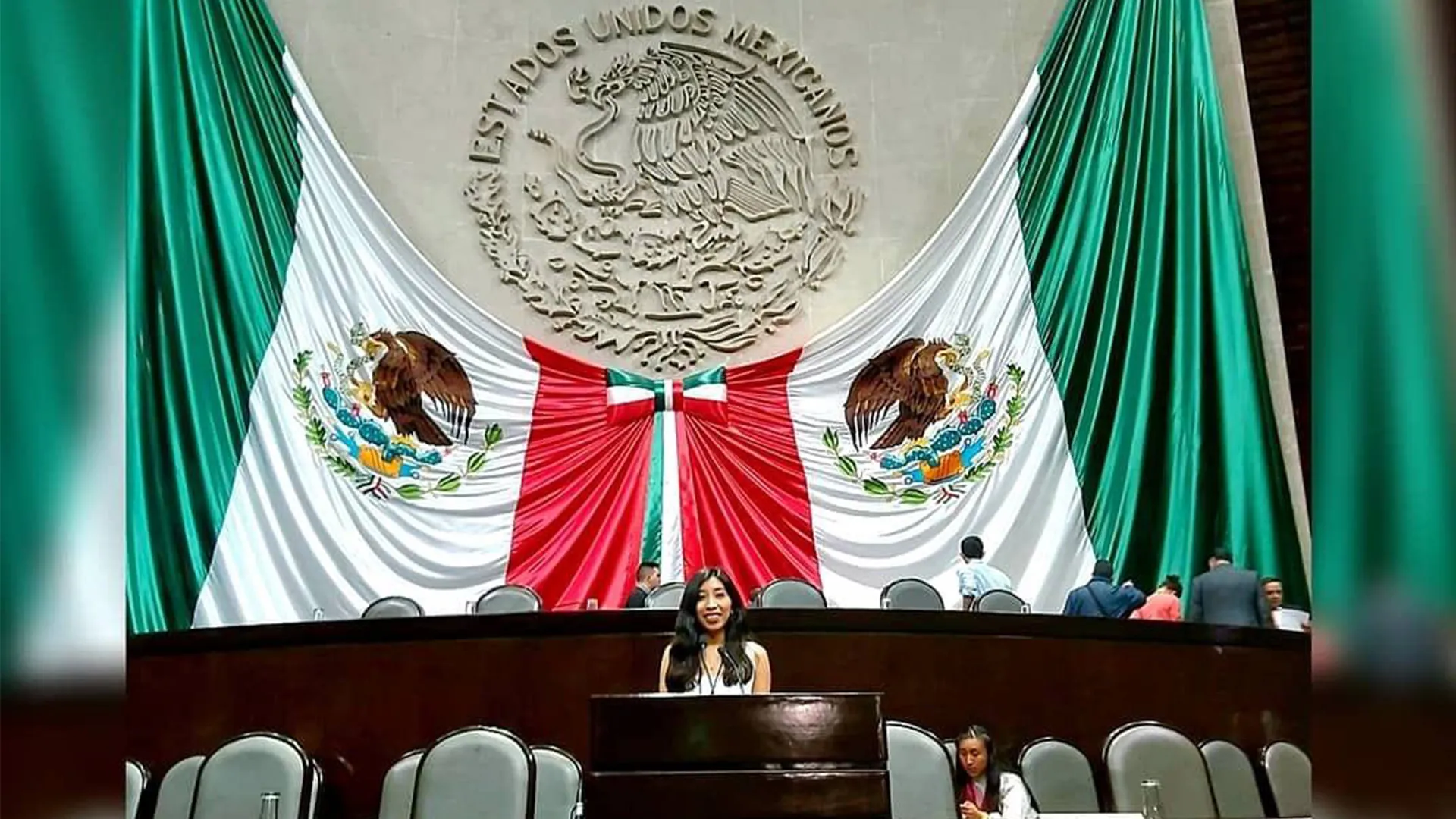 karen-sandoval-egresada-tec-parlamento-juvenil