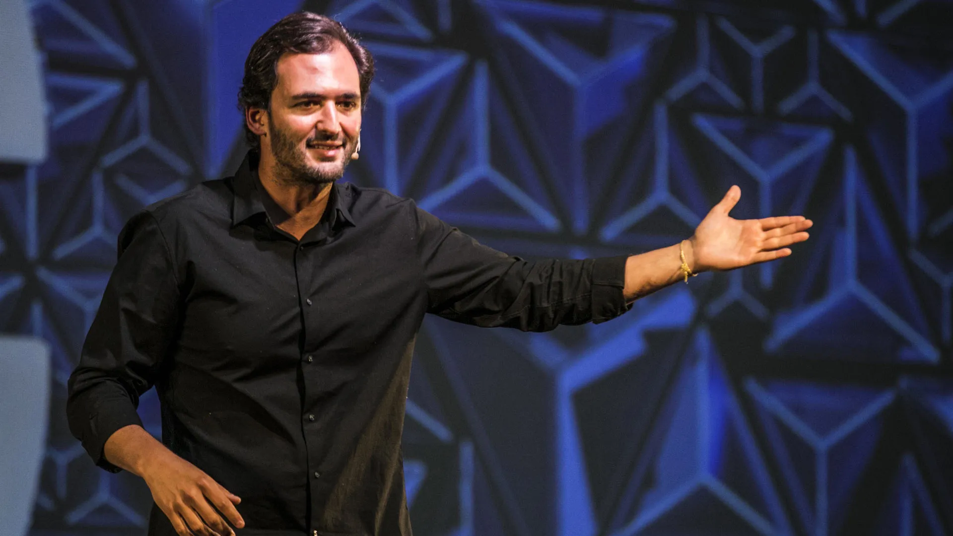 Ser millonario es afectar positivamente a millones: Jason Silva