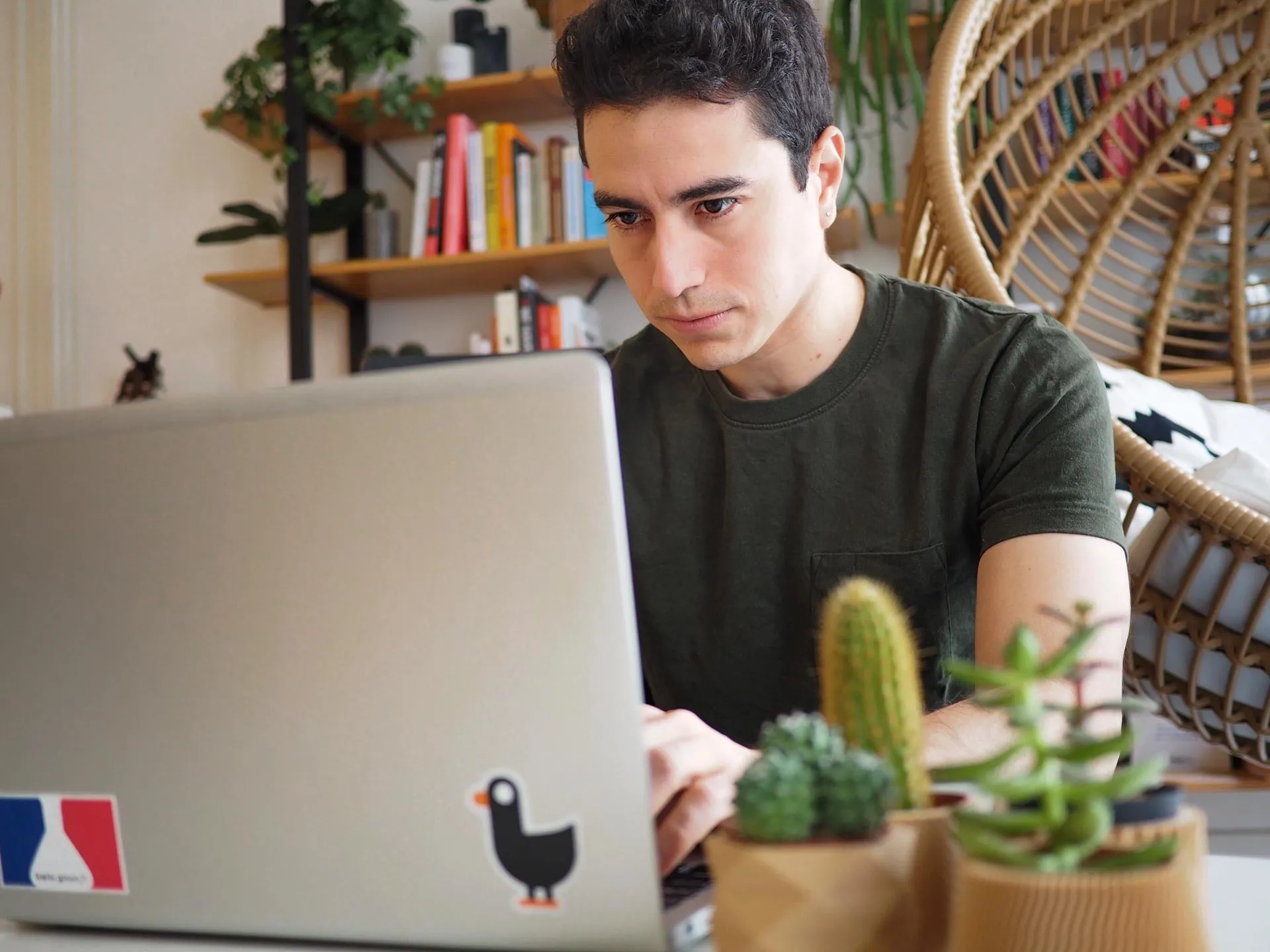 Alejandro Mantecón EXATEC zacatecano que busca disminuir el uso de pesticidas en Francia