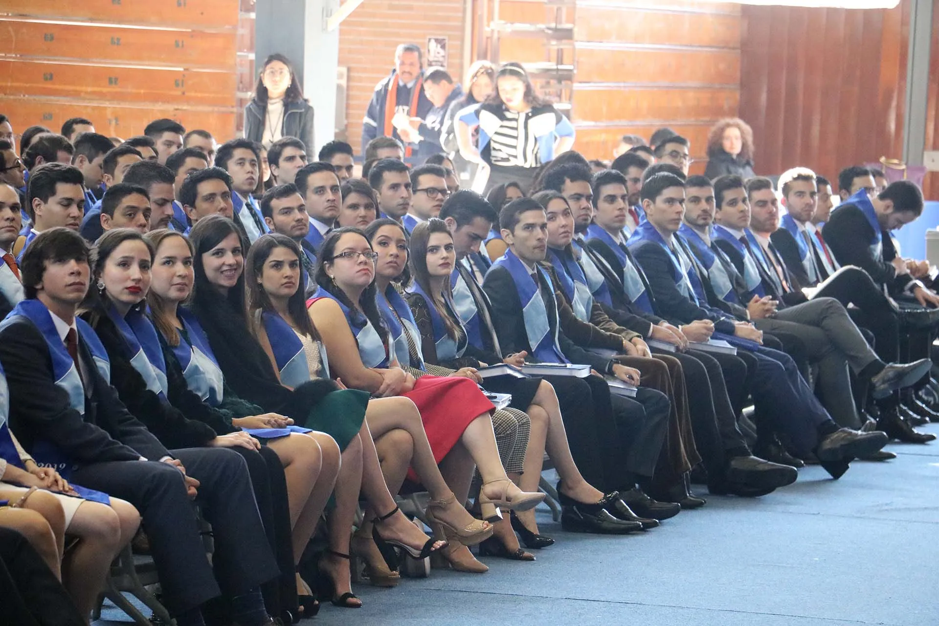 El mundo lo cambia quien ejecuta sus sueños.- Dr. Q.