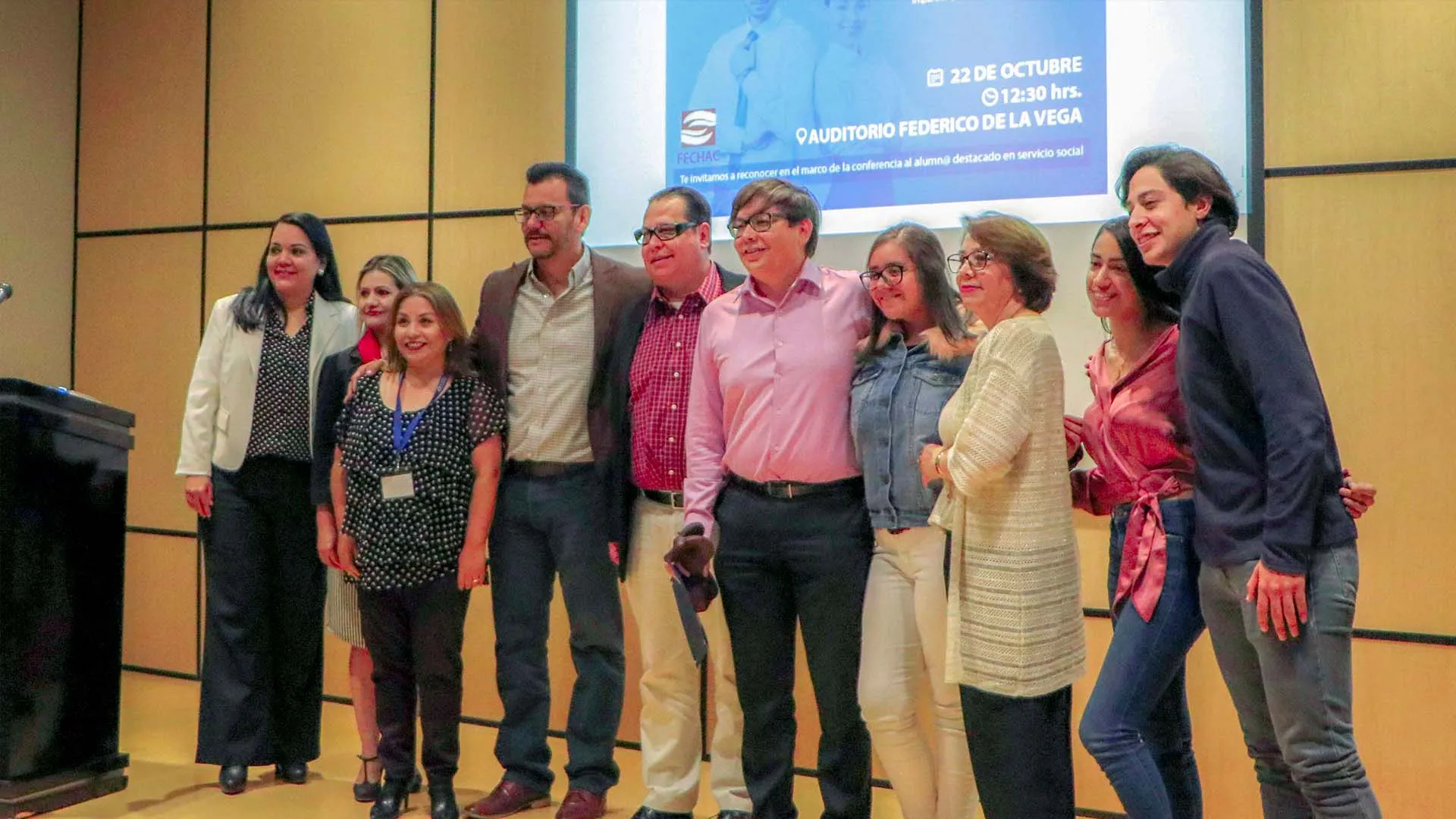 Premiación al servicio social de generación