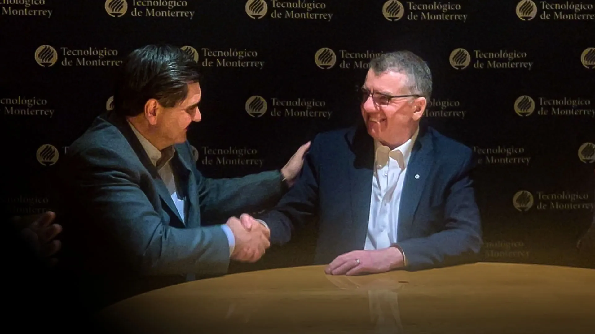 Realiza Tec alianza educativa con la Universidad de Alberta