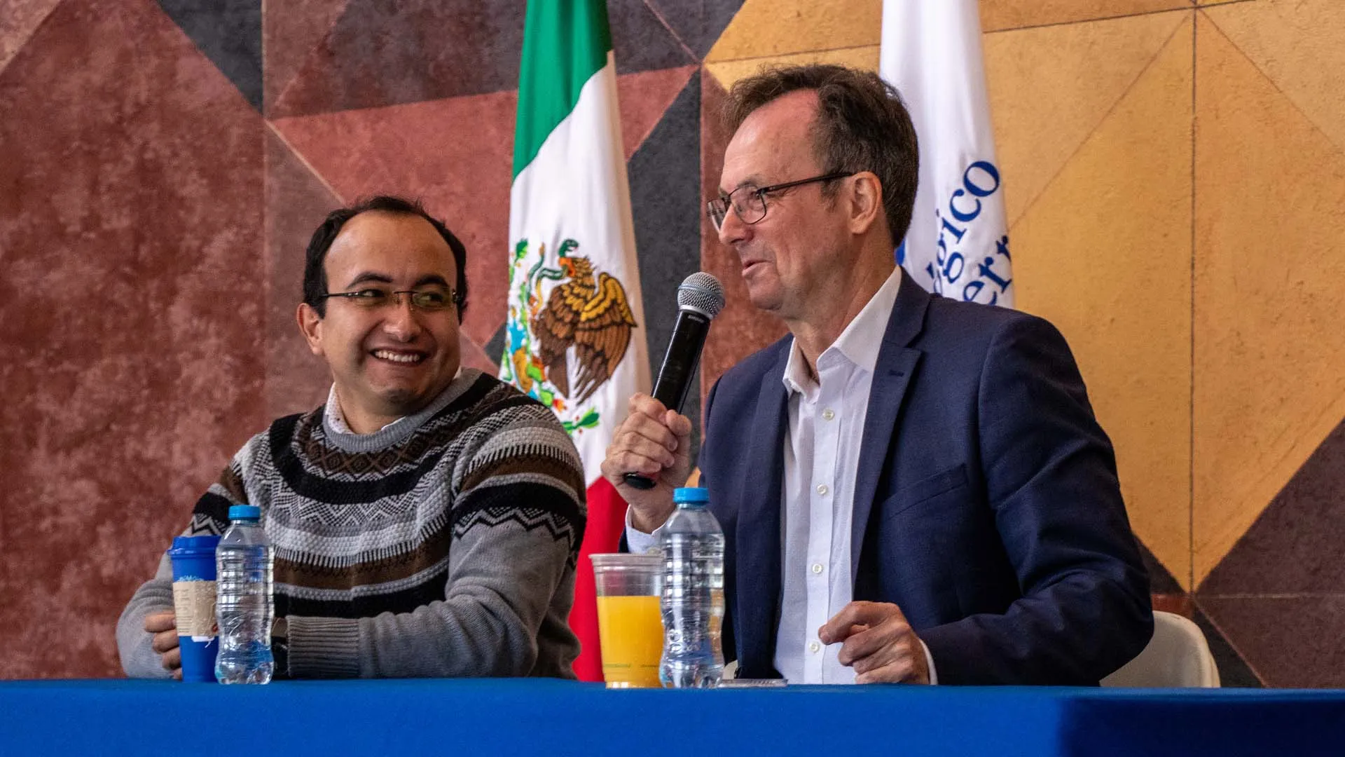 Cómo contar historias a través del teatro según Nick Dear