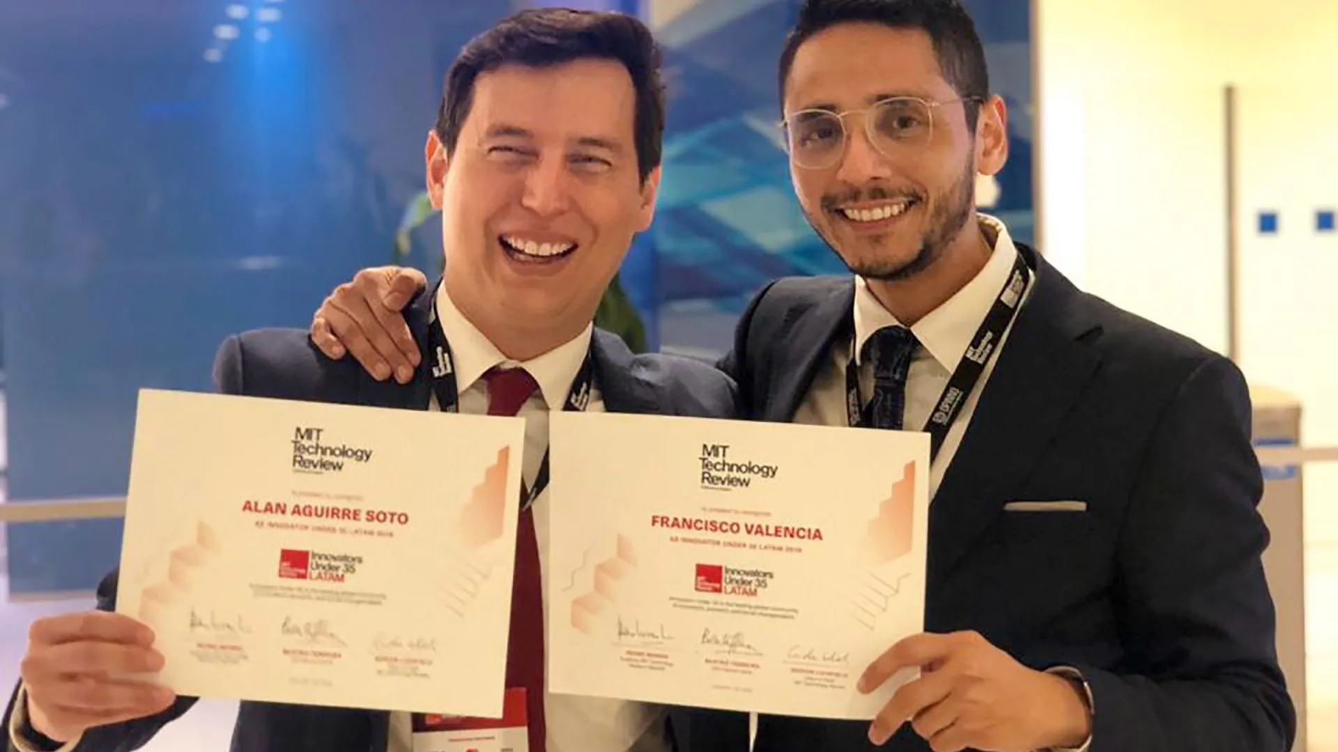 Distingue revista del MIT Technology Review su innovación