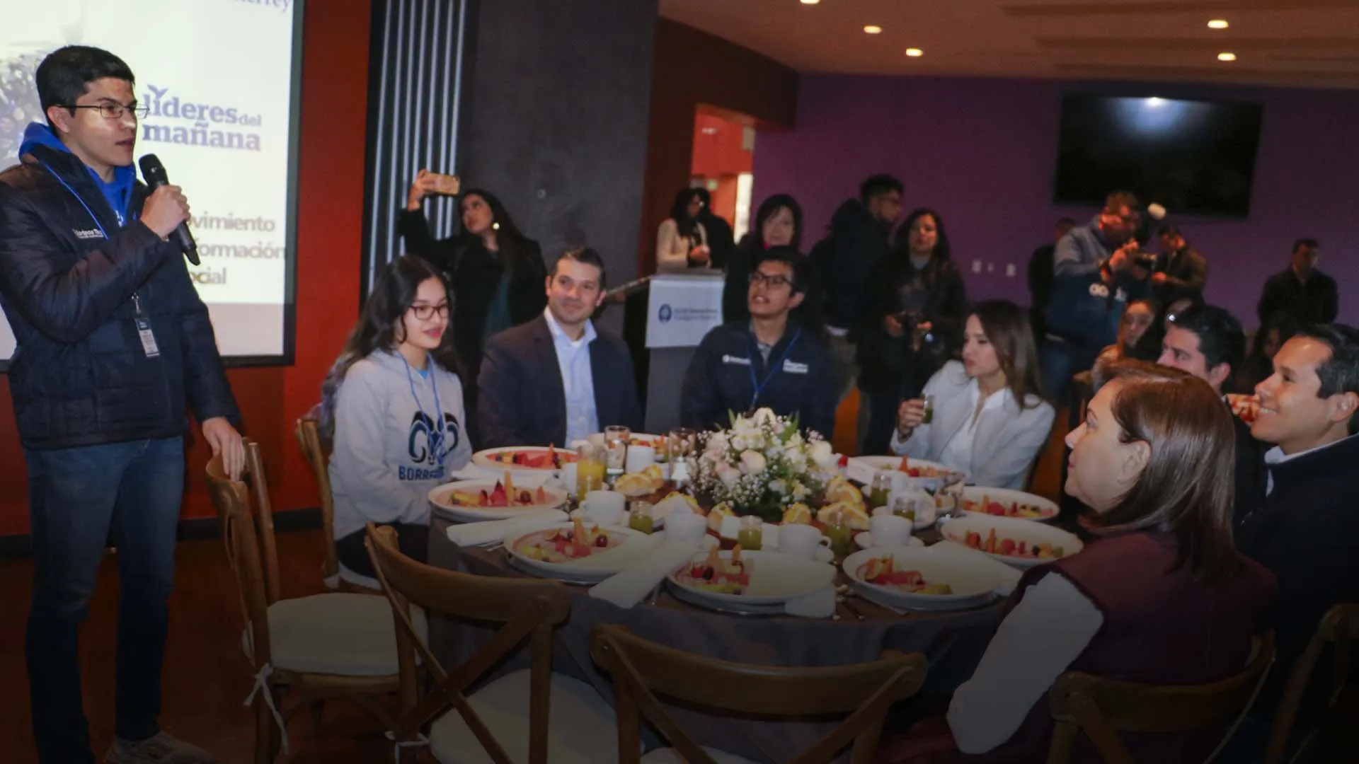 Promoverán alcaldes de Nuevo León a Líderes del Mañana