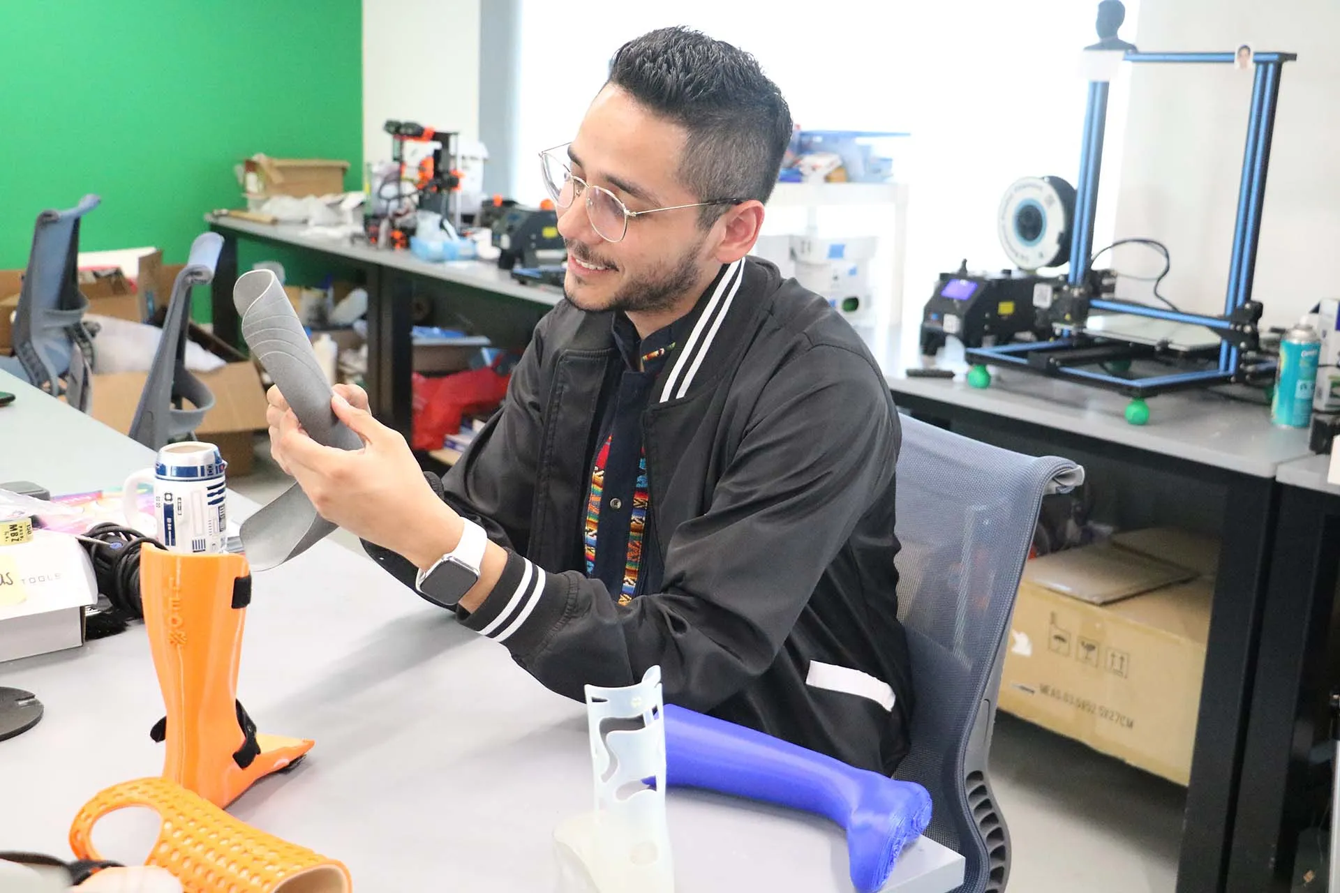 Francisco Valencia: el joven cuyo sueño es mejorar la vida de niños con parálisis cerebral