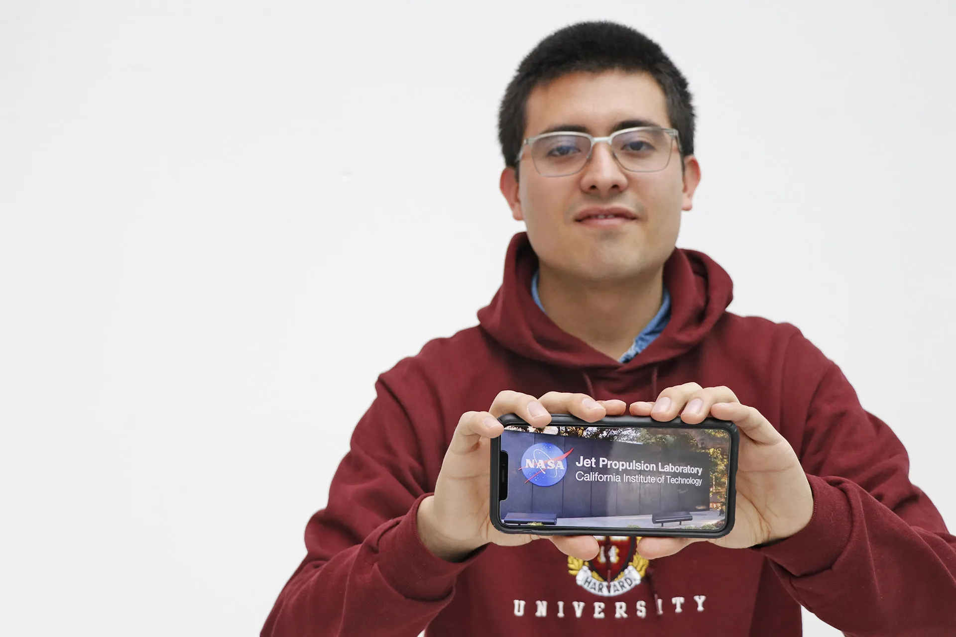 Alumno Juan Manuel Ledesma gana una estancia en la NASA