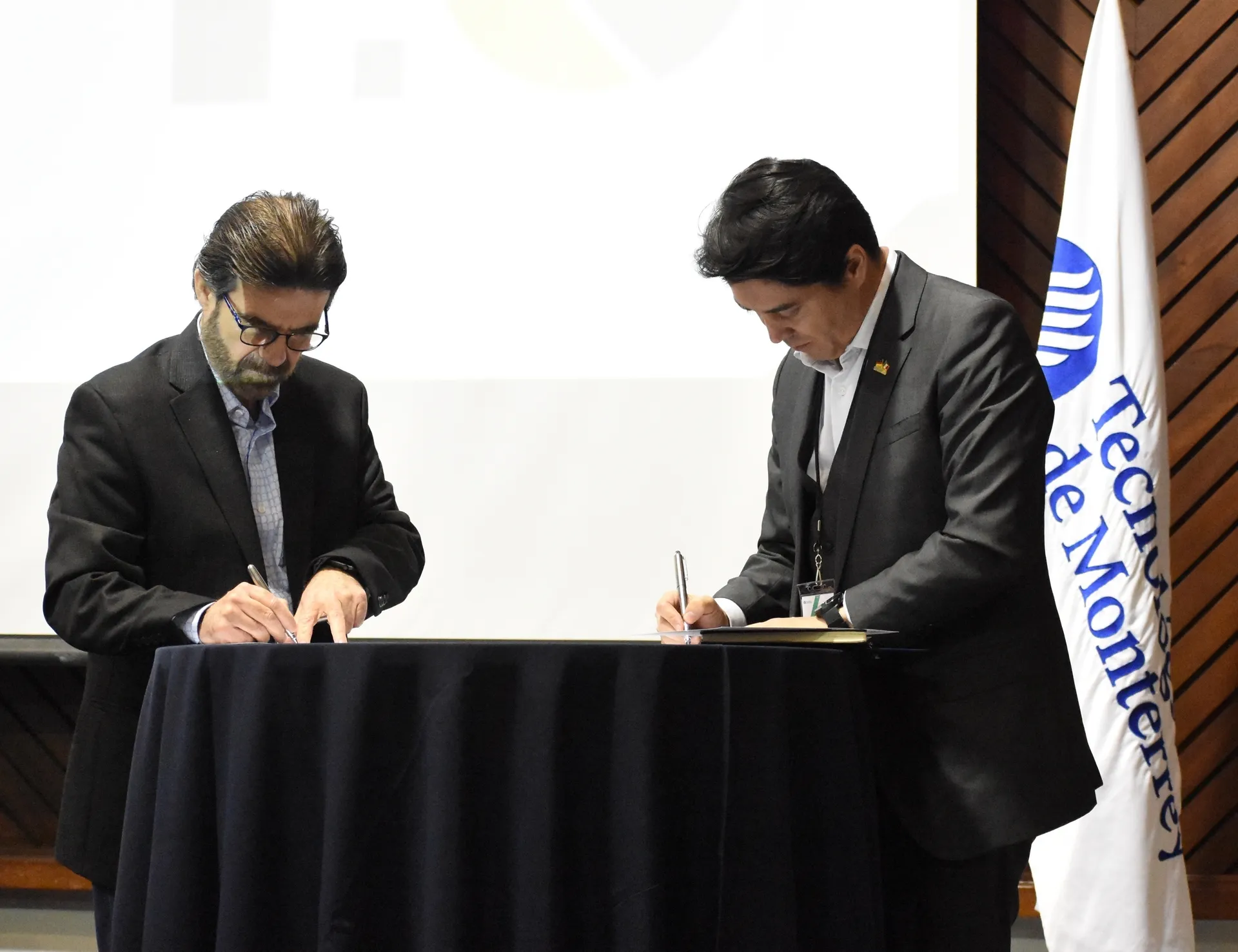 firma-convenio-siemens-tec