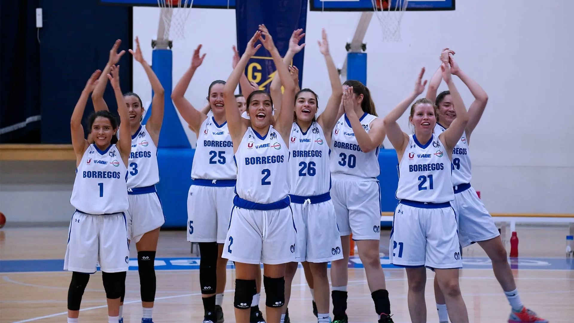 Borregos ganan juego 