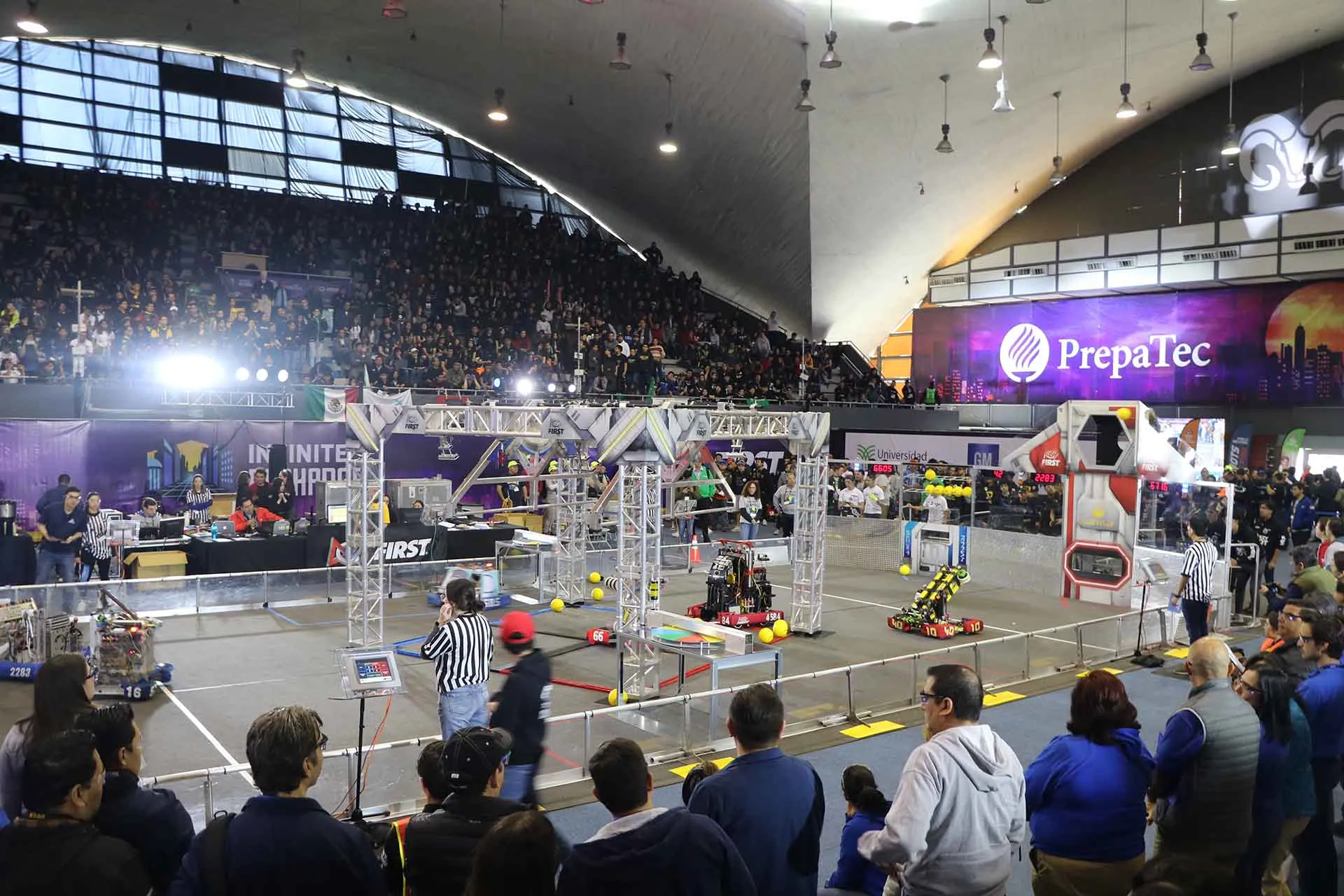 FIRST: las mentes brillantes del futuro