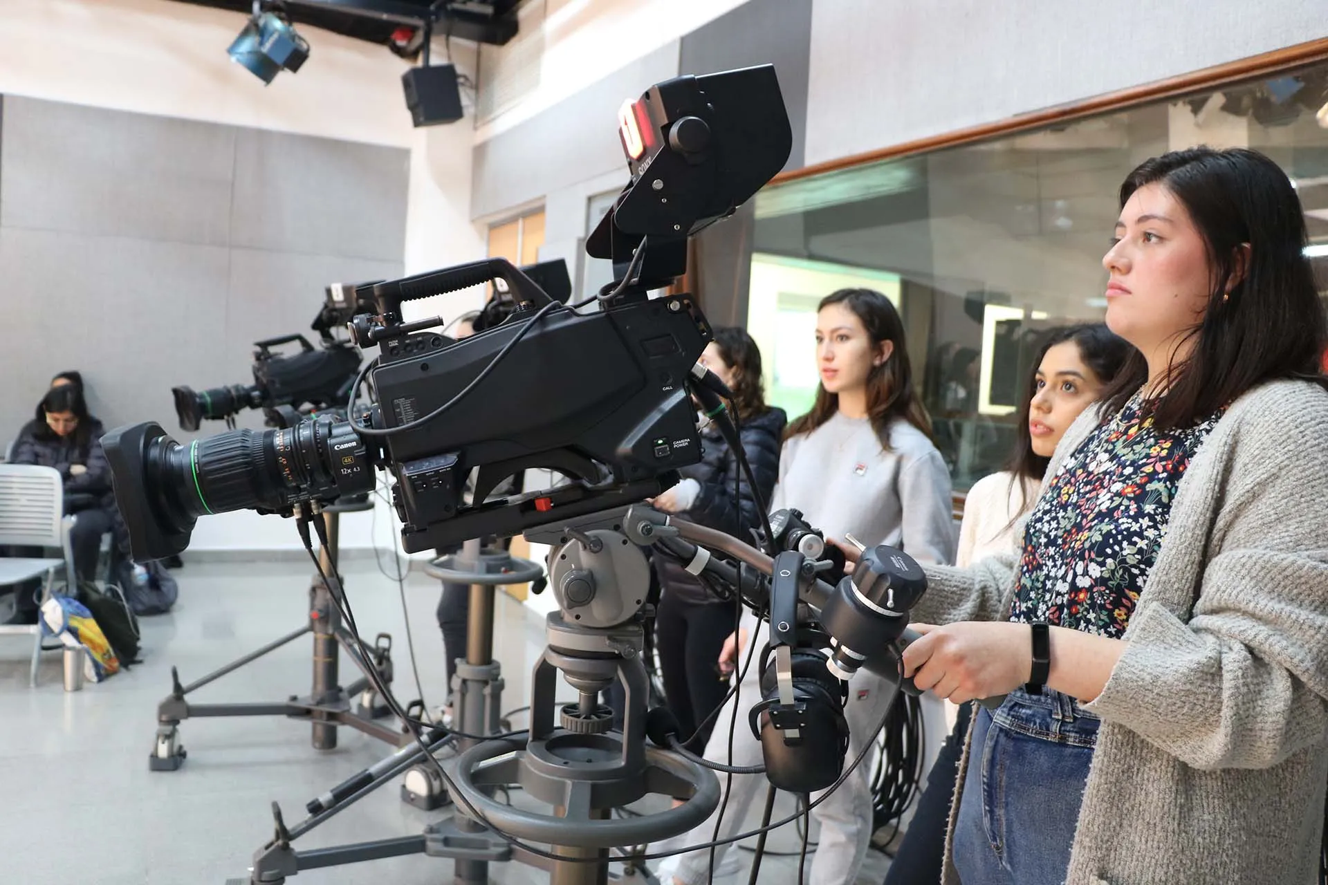 Retos Escuela de Humanidades y Educación 2020