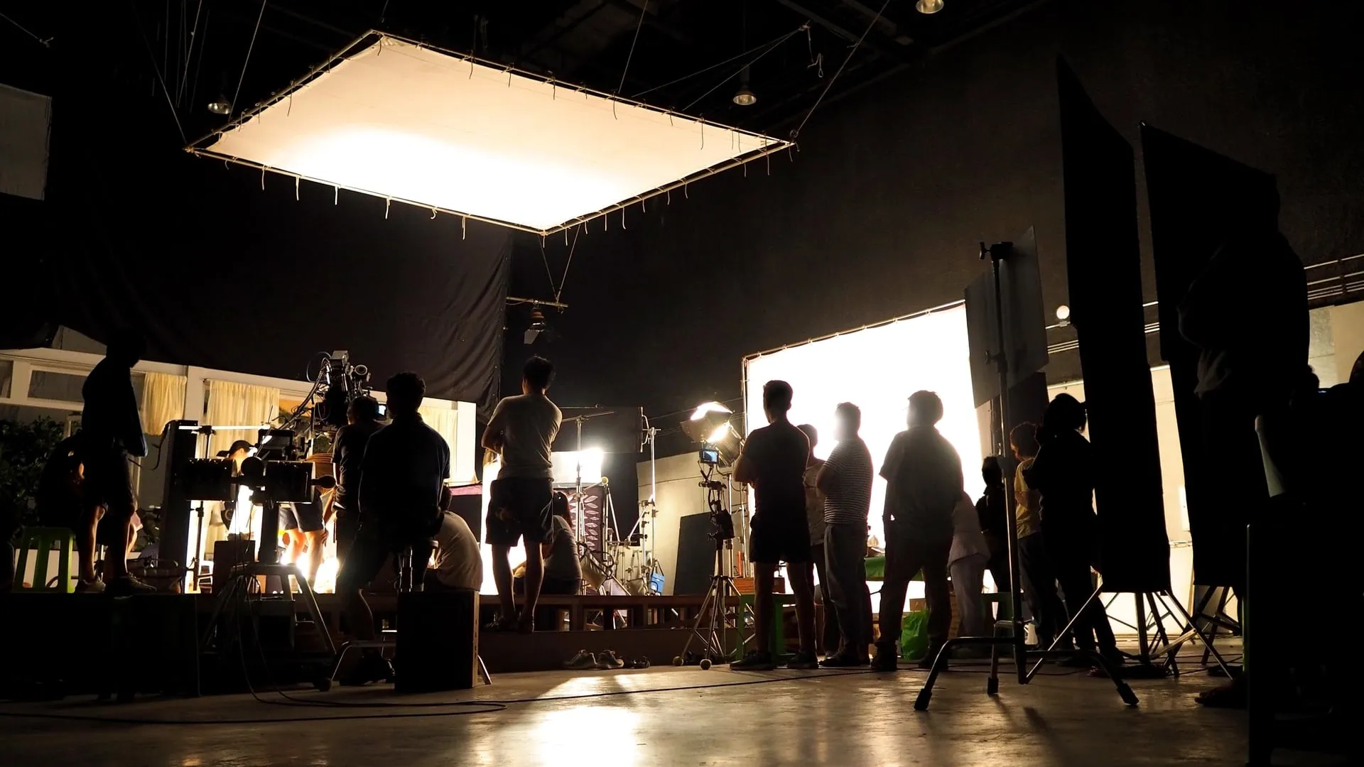 Alumnos de diferentes carreras trabajaron de manera profesional con Tlaxcala TV para ganar premio periodístico.