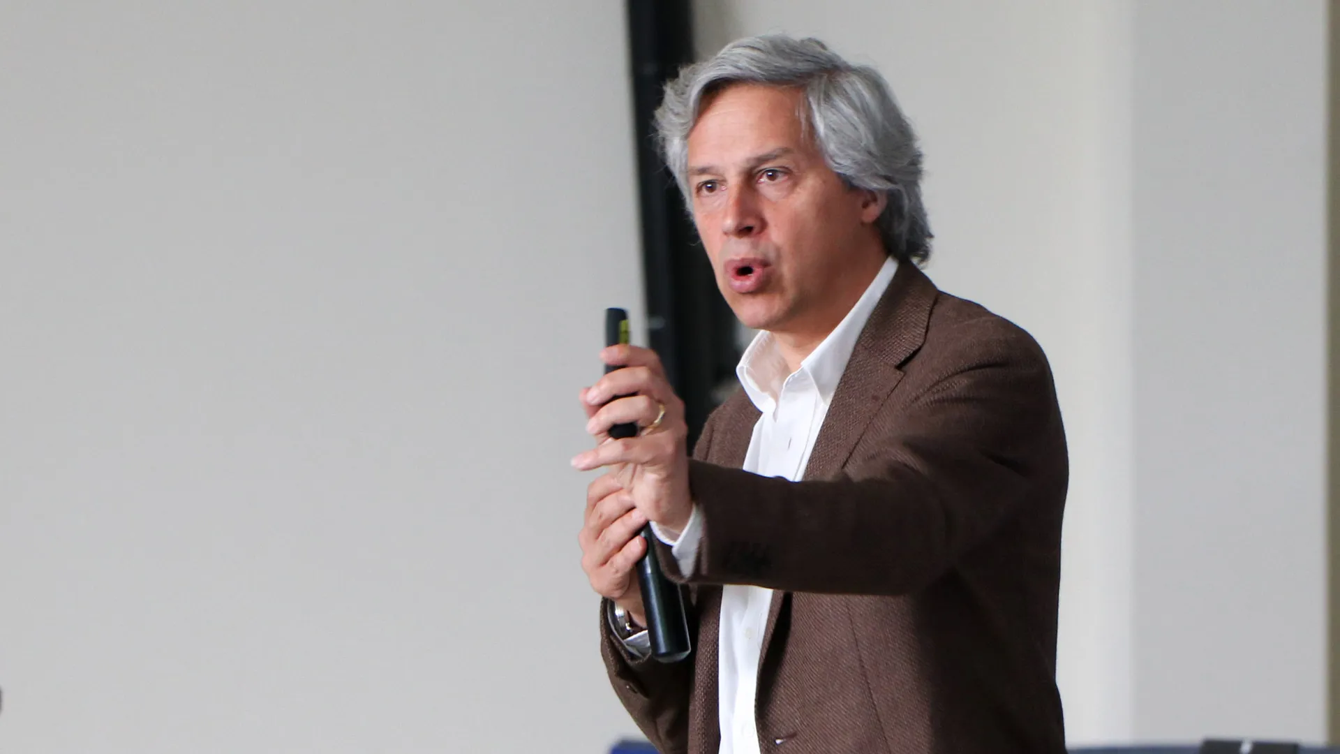 Experto aconseja cómo podemos cambiar a México