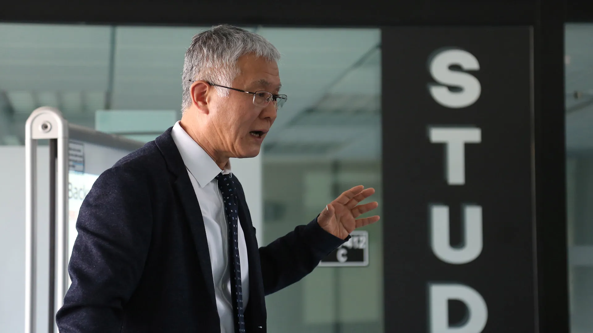 Profesor Shinji Watanabe