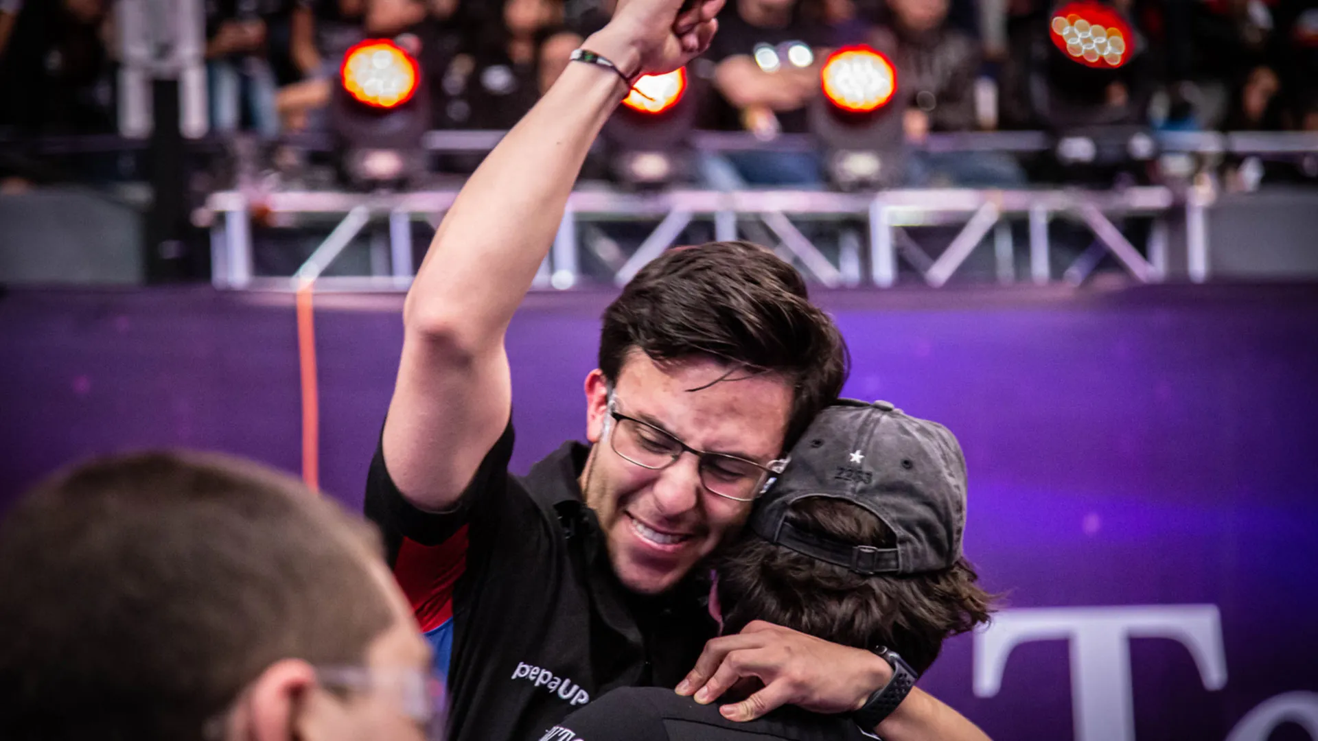 May the bots be with you: ¡ganan su pase al mundial de robótica FIRST!