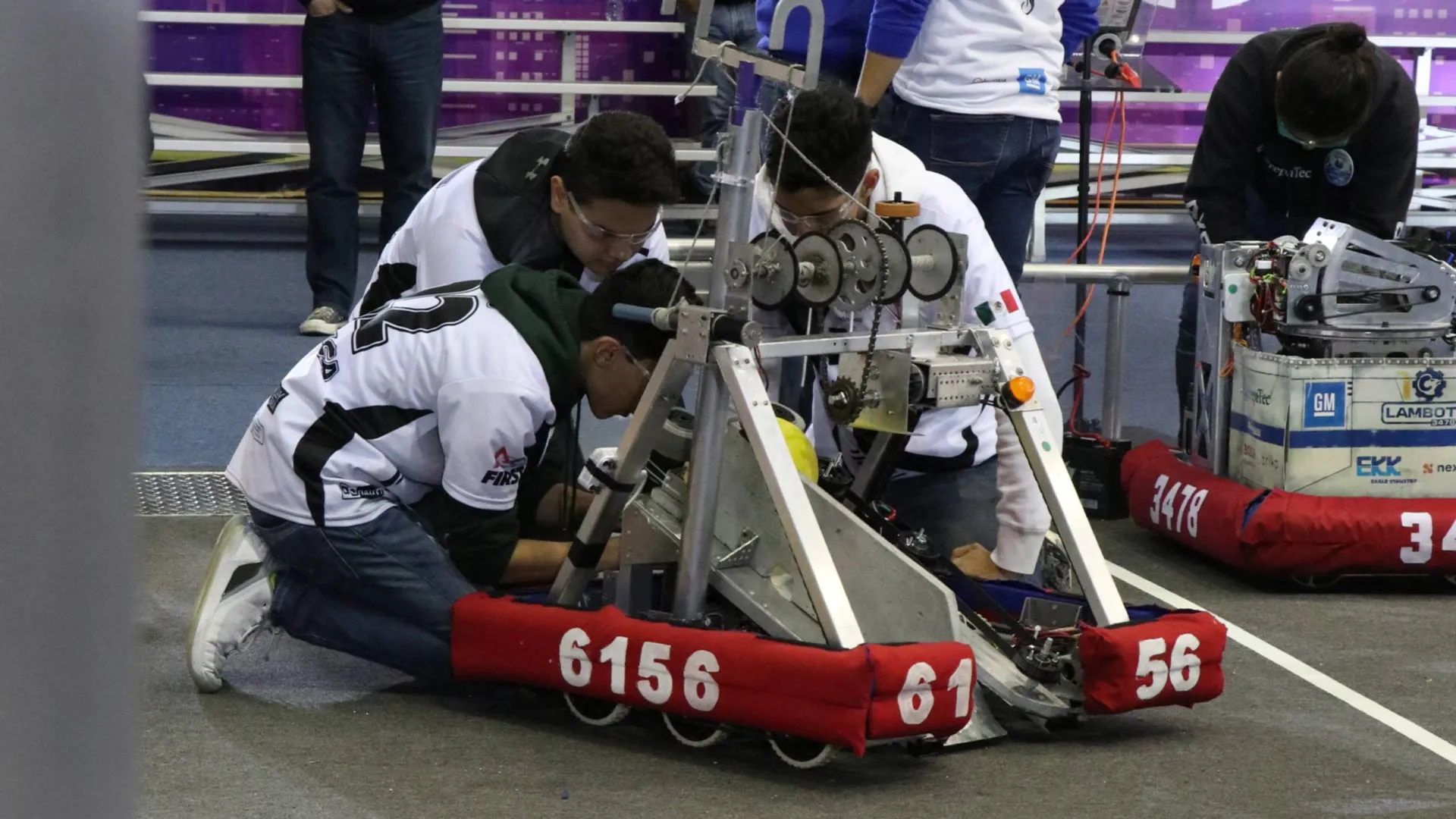 Equipo robotica de campus ciudad obregon aprende softskills en FIRST