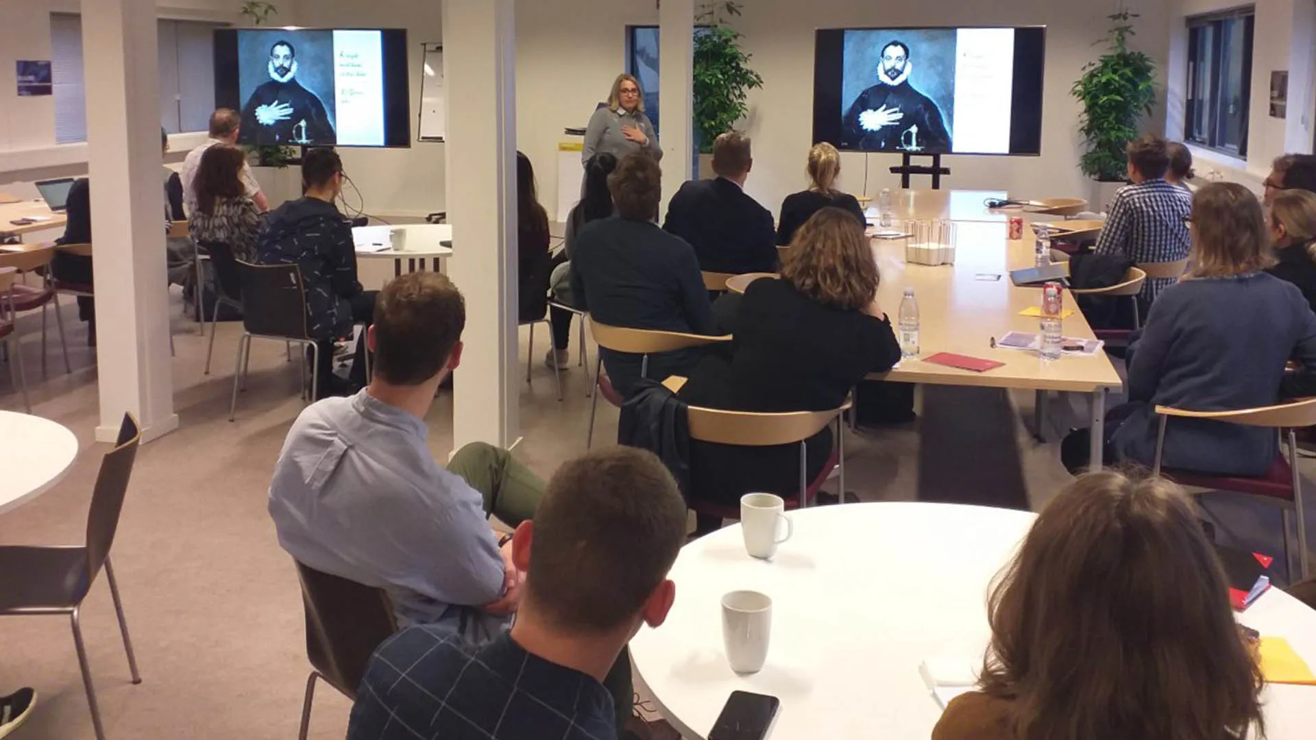 Profesora del Tec expuso sobre creatividad e innovación en la  Universidad Técnica de Dinamarca