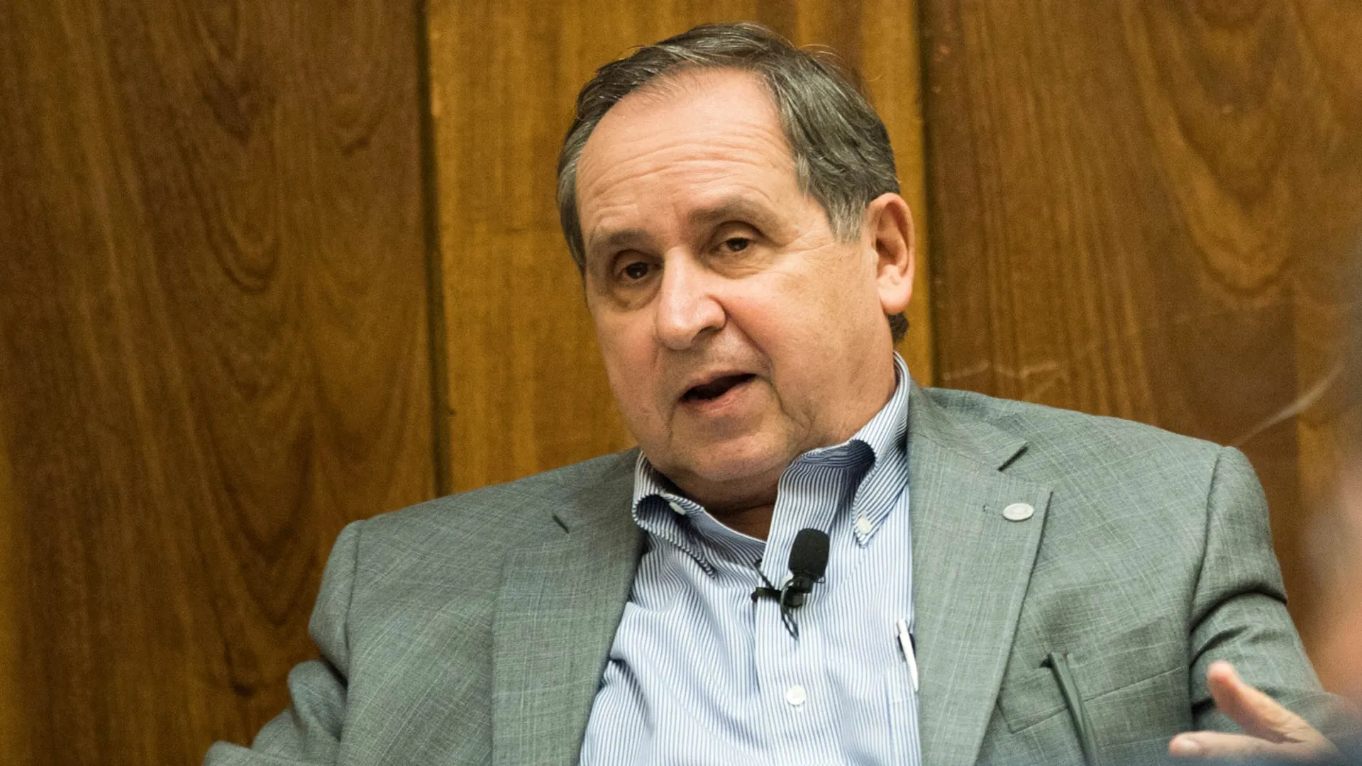 Salvador Alva, presidente del Tec, llama a la solidaridad por COVID-19