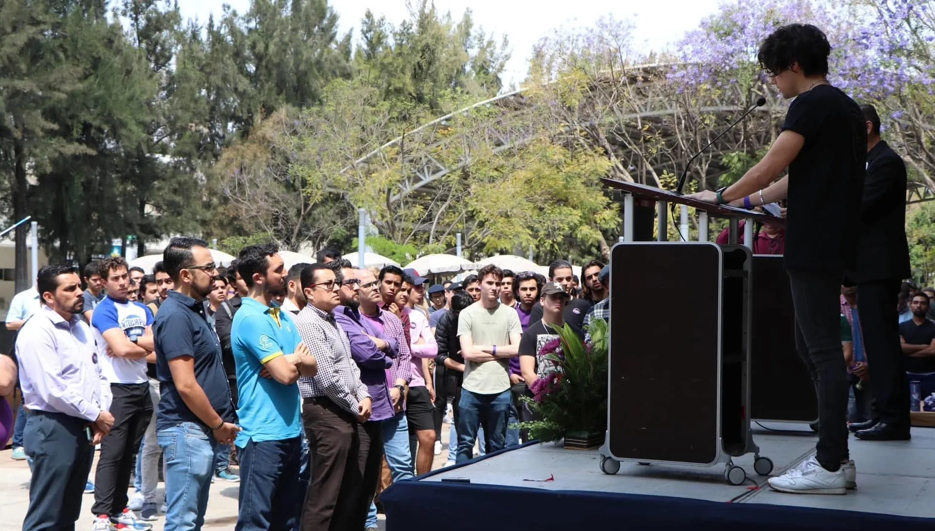 Un minuto de silencio en Tec Guadalajara por el Día Internacional de la Mujer