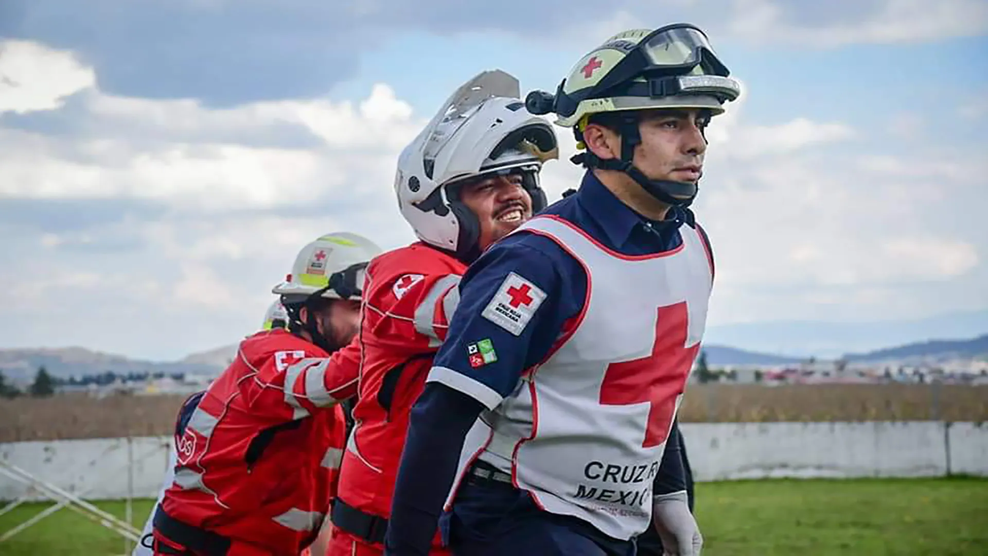 Profesor del Tec es voluntario en la Cruz Roja