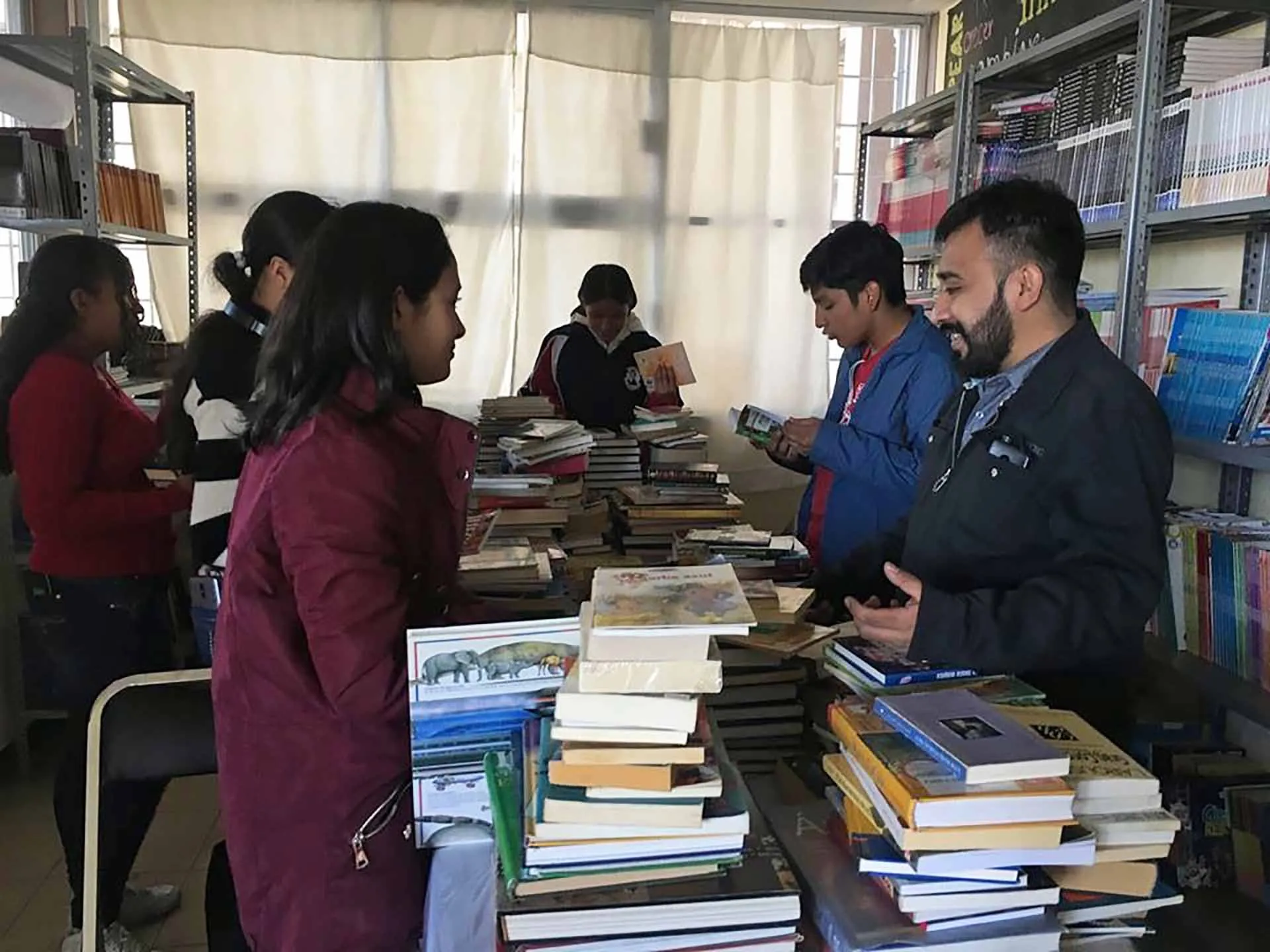 Egresada crea espacio online dedicado a la cultura y las artes