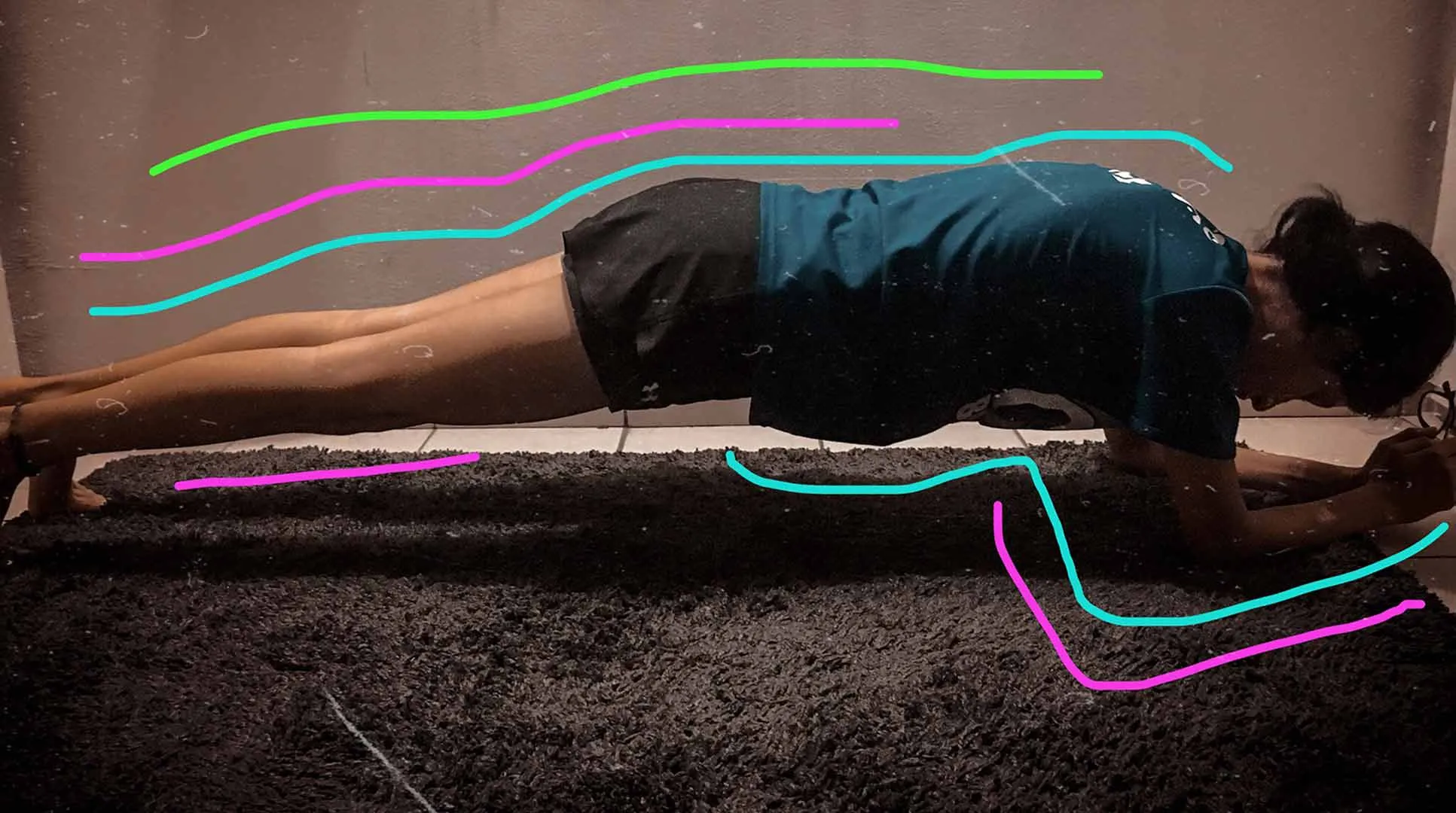 Alumna del Tec haciendo planchas