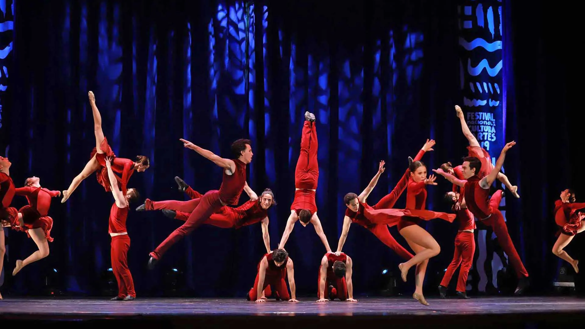 Joven mexicano va a programa de coreografía internacional