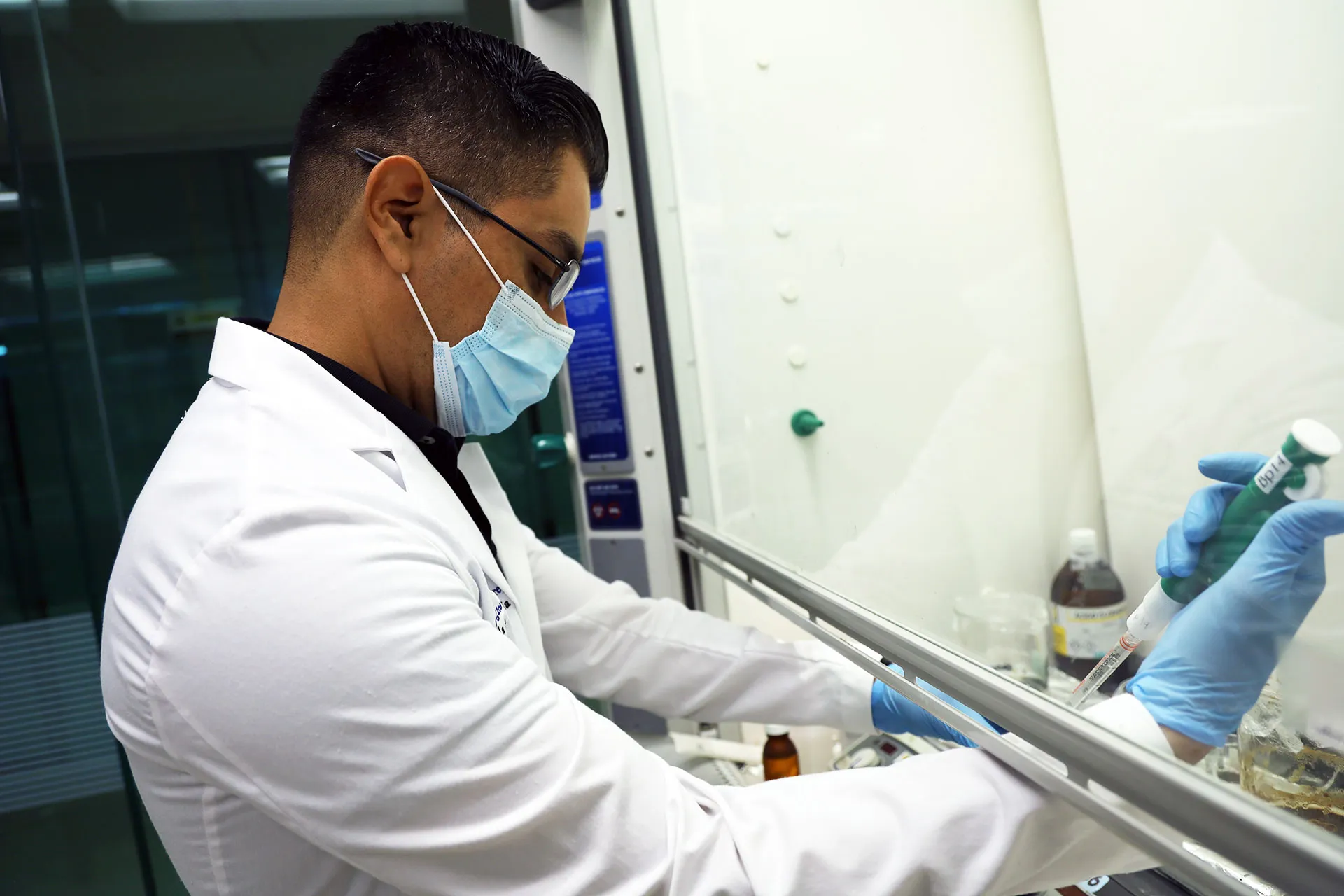 Buscan crear pruebas rápidas y baratas investigadores del Tec Guadalajara