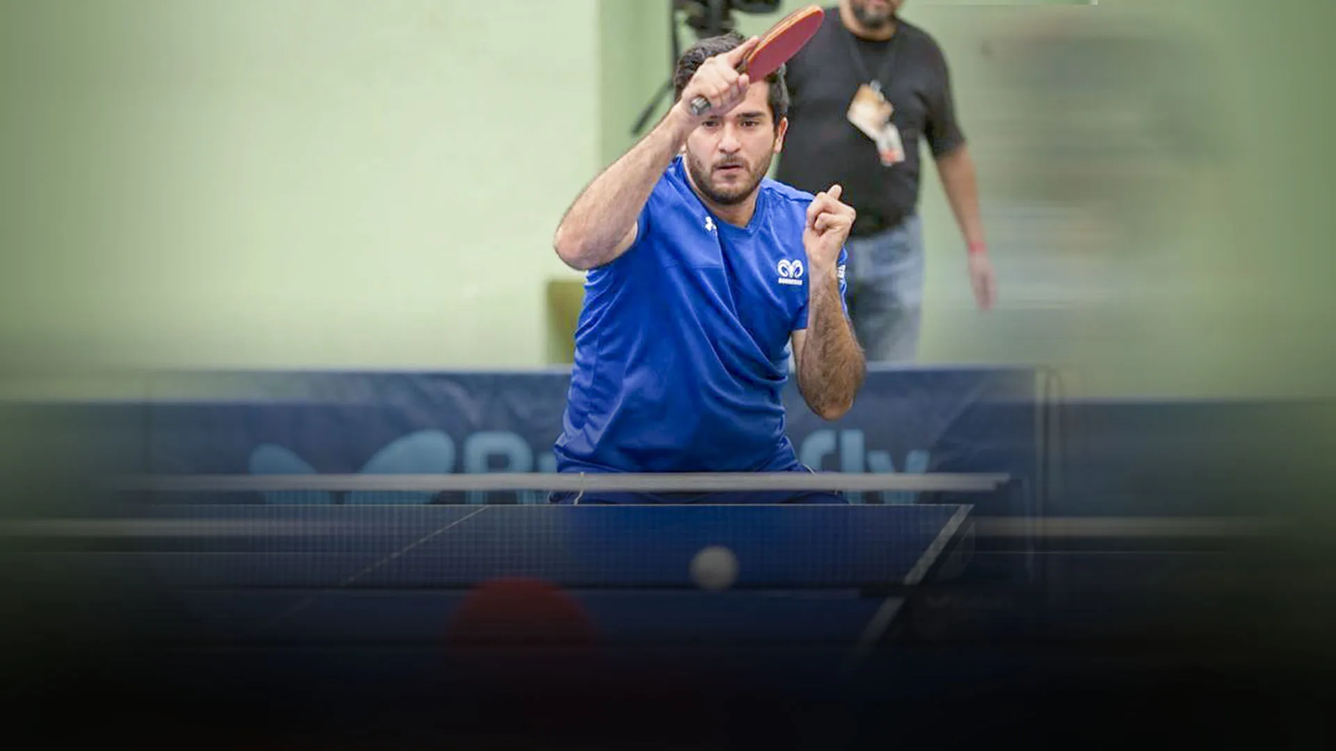 Dominante en el tenis de mesa logra su título profesional