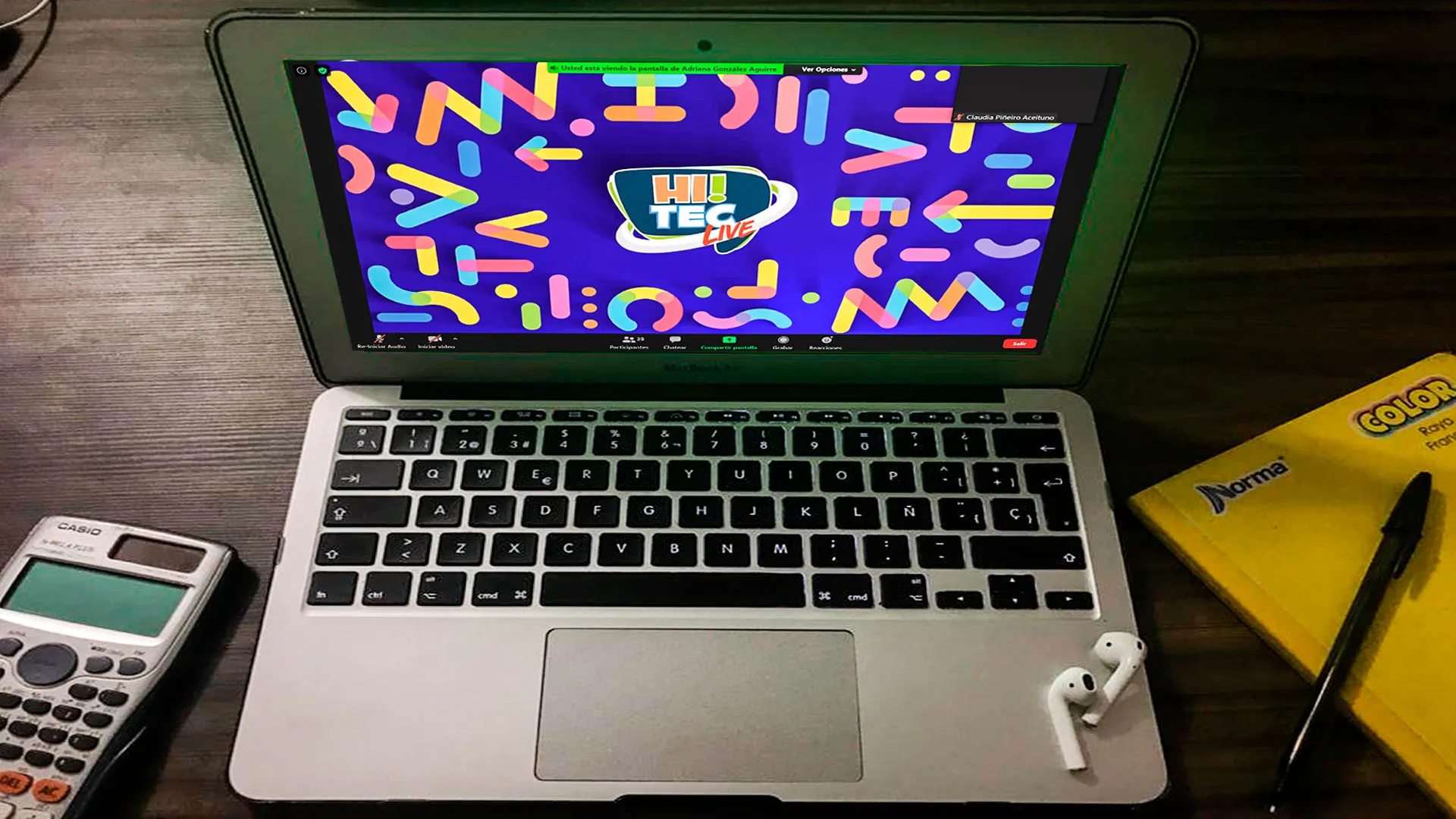 Laptop con Hi Tec virtual