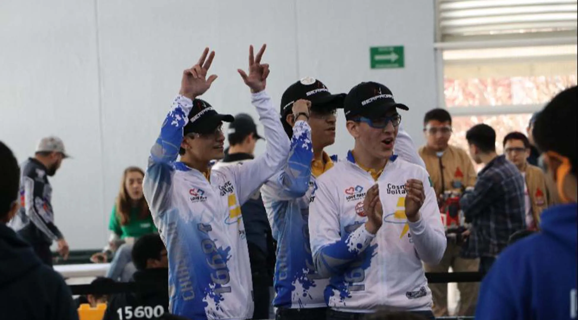 Cosmic Voltage club de robótica