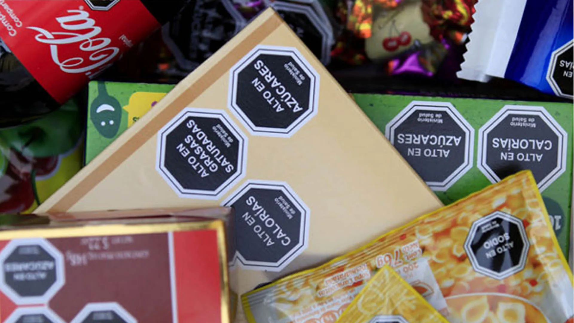 ¿Qué significa el octágono en los empaques de alimentos y bebidas?