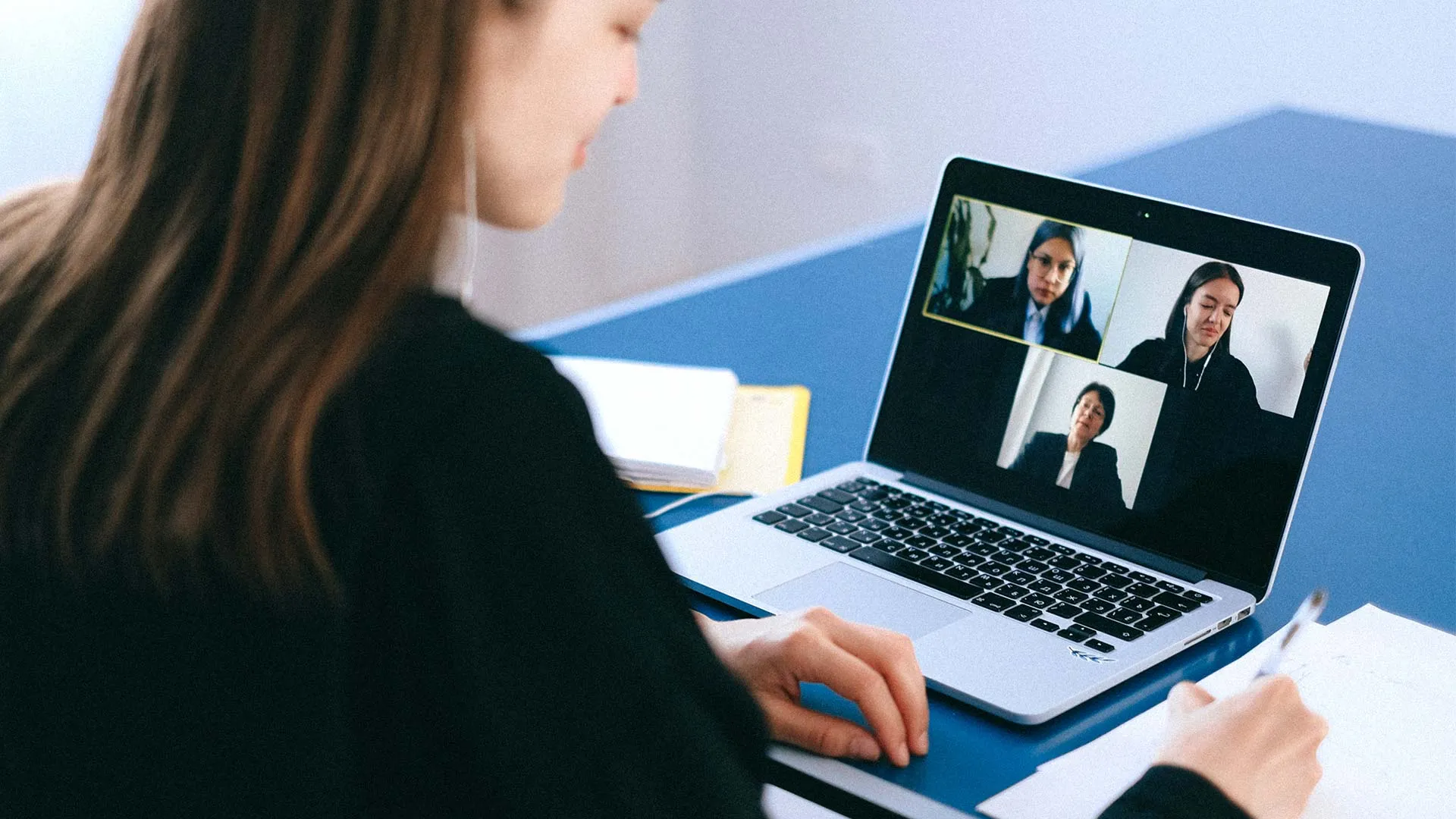 ¡Emprendiendo a distancia! Alumnos representan a Obregón ante COPPEL
