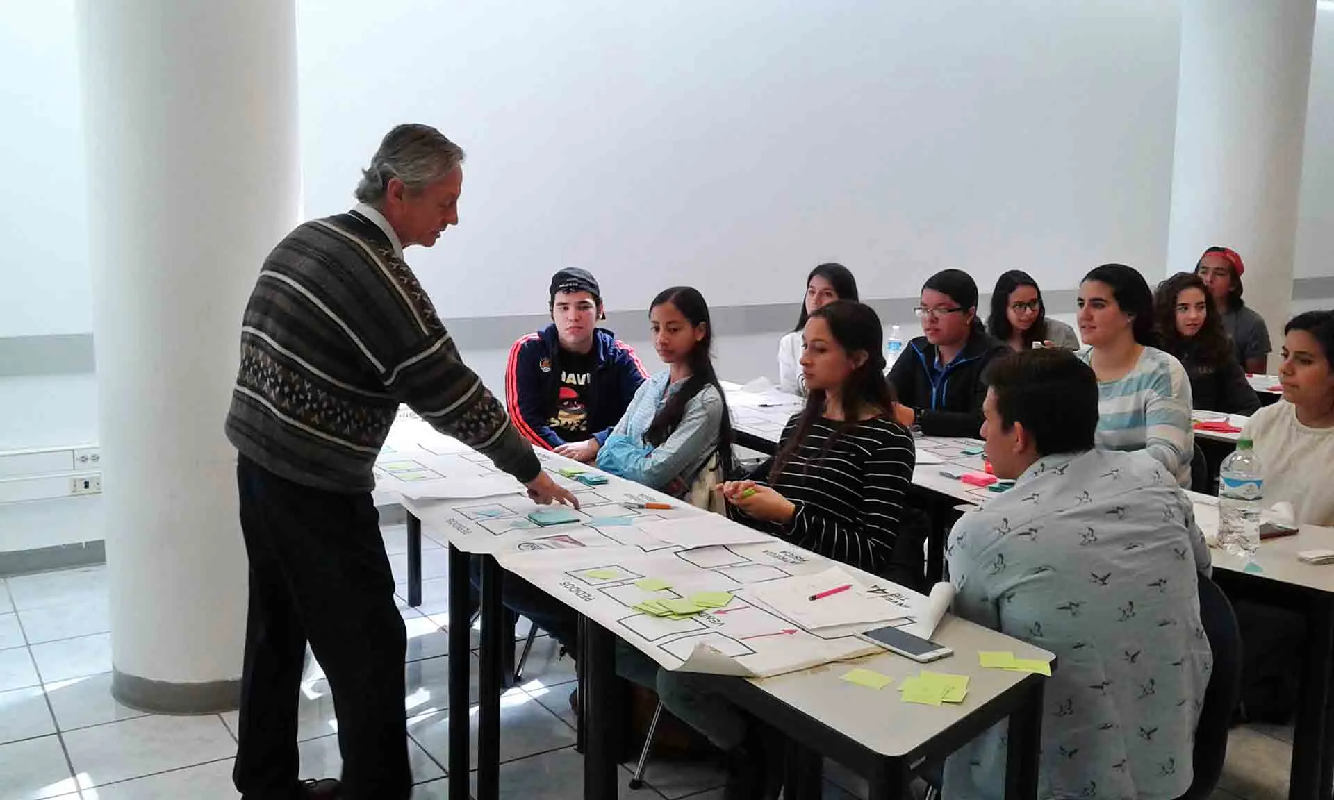  Profesor del Tec es recordado por alumnos y docentes del Tec de Monterrey