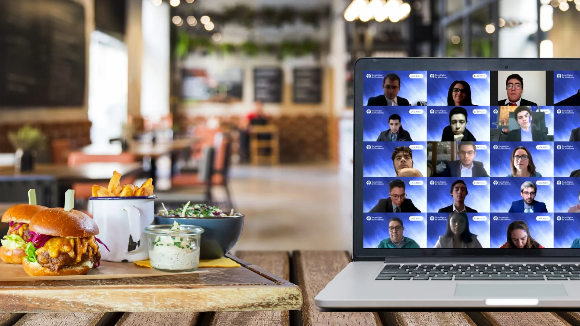 jóvenes-de-Zacatecas-y-Ciudad-Obregón-desarrollan-iniciativas-para-impulsar-restaurante 