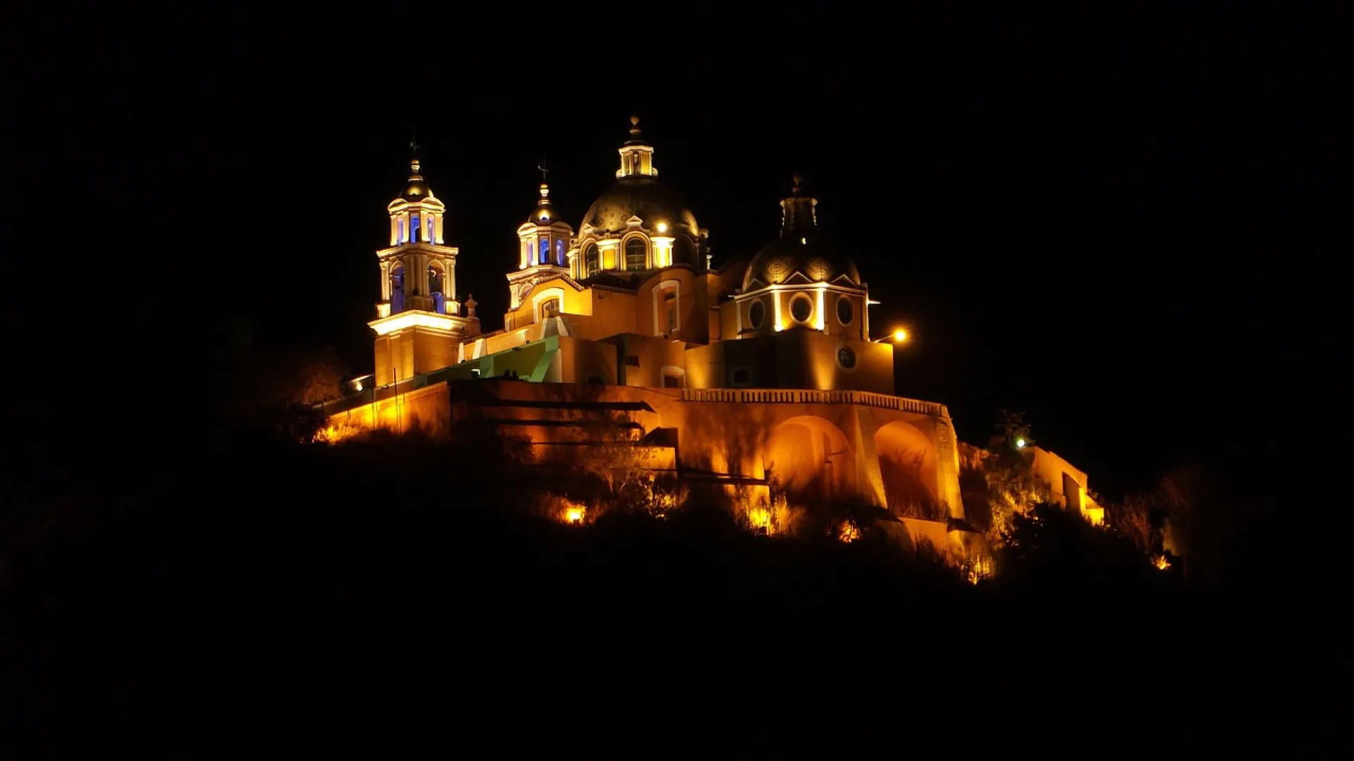 La arquitectura vernácula describe la cultura del país