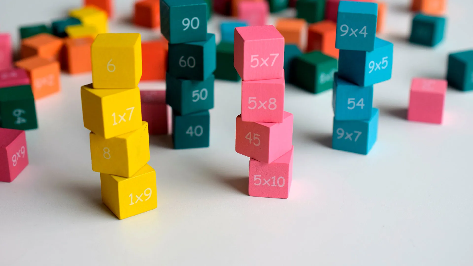 Mantienen la mente en forma con récord Guinness en cálculo mental