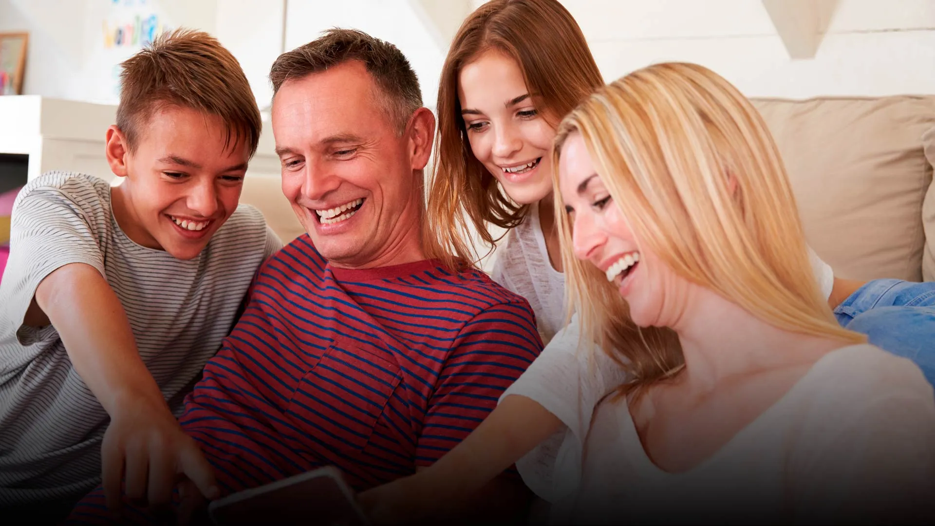 Brinda PrepaTec a padres herramientas para desarollo de adolescentes