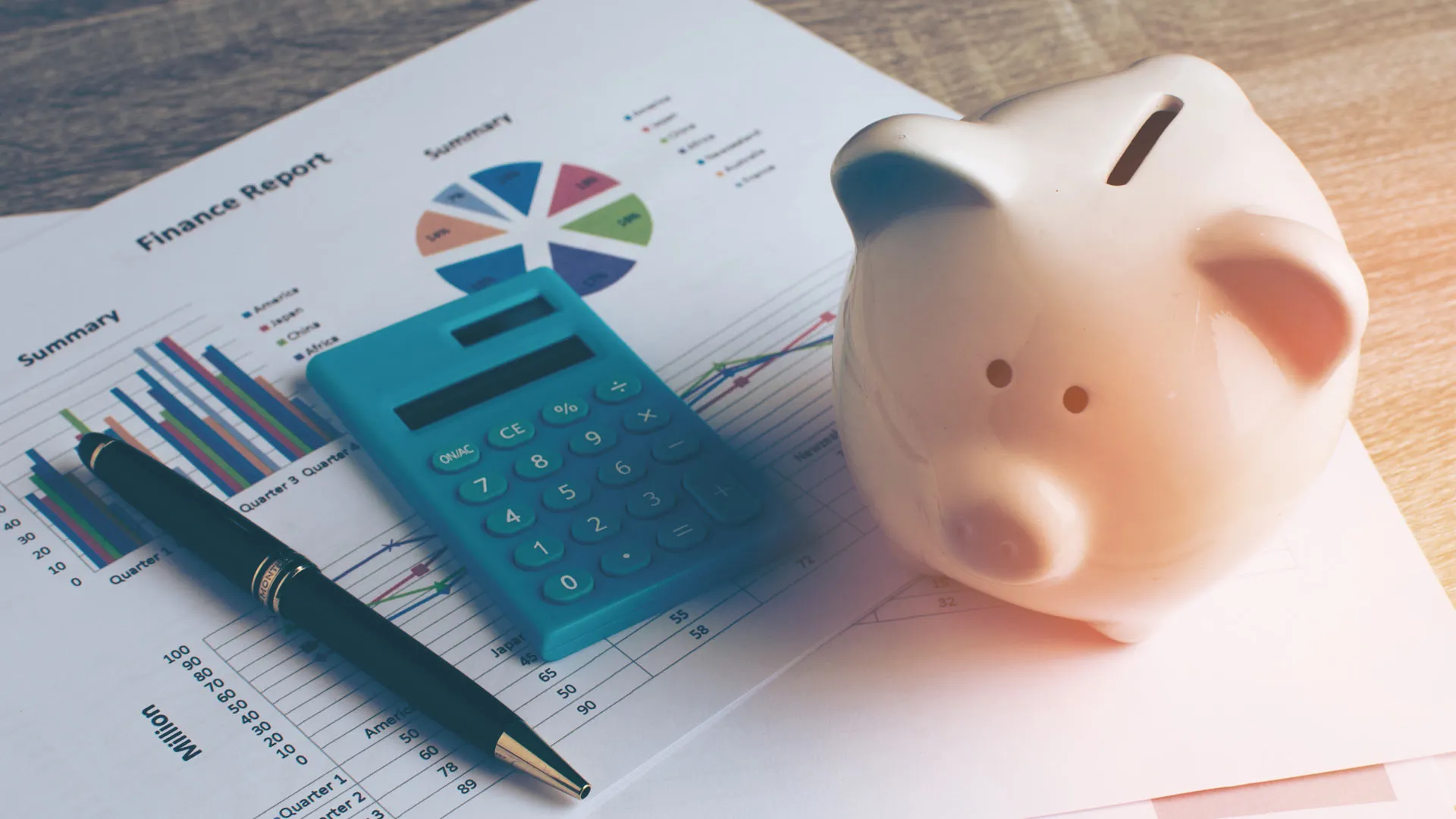 Estudiantes de la escuela de Negocios dan asesoría financiera a microempreasarios