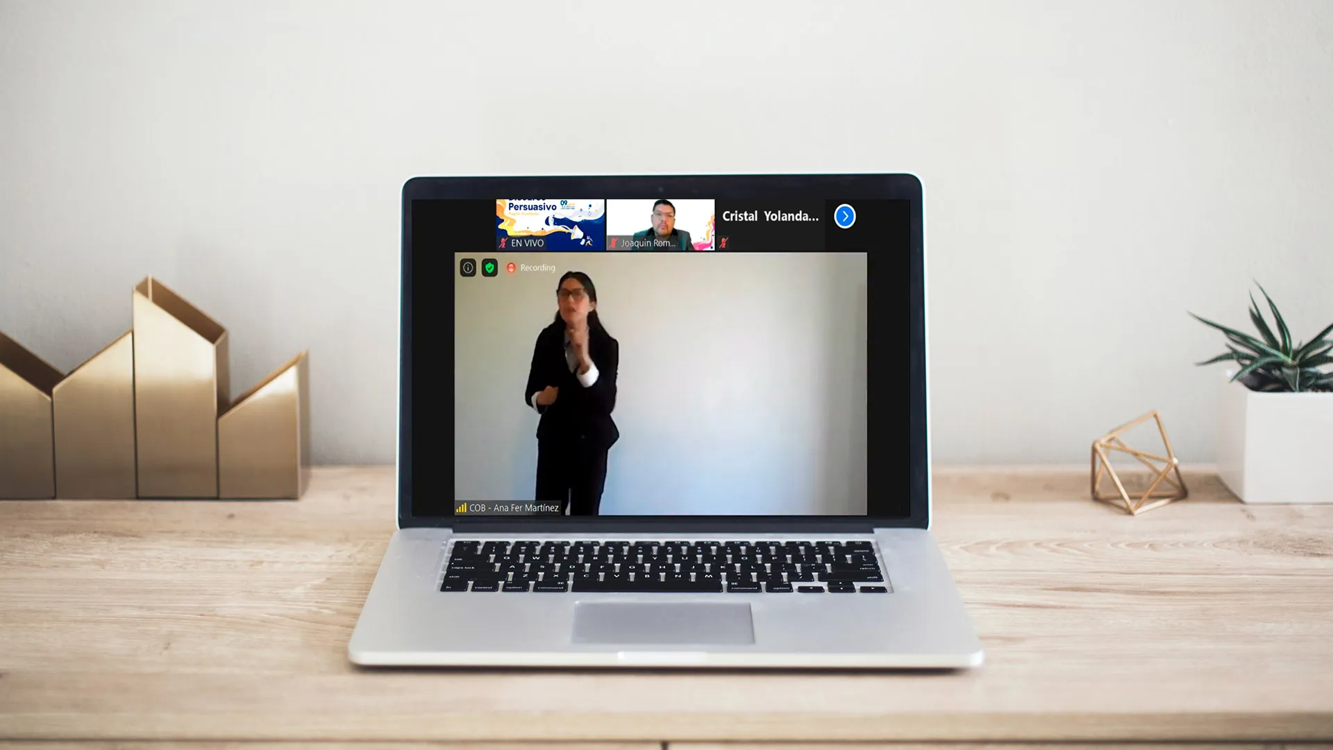 Ana Fernanda discurso persuasivo regional ganadora tercer lugar