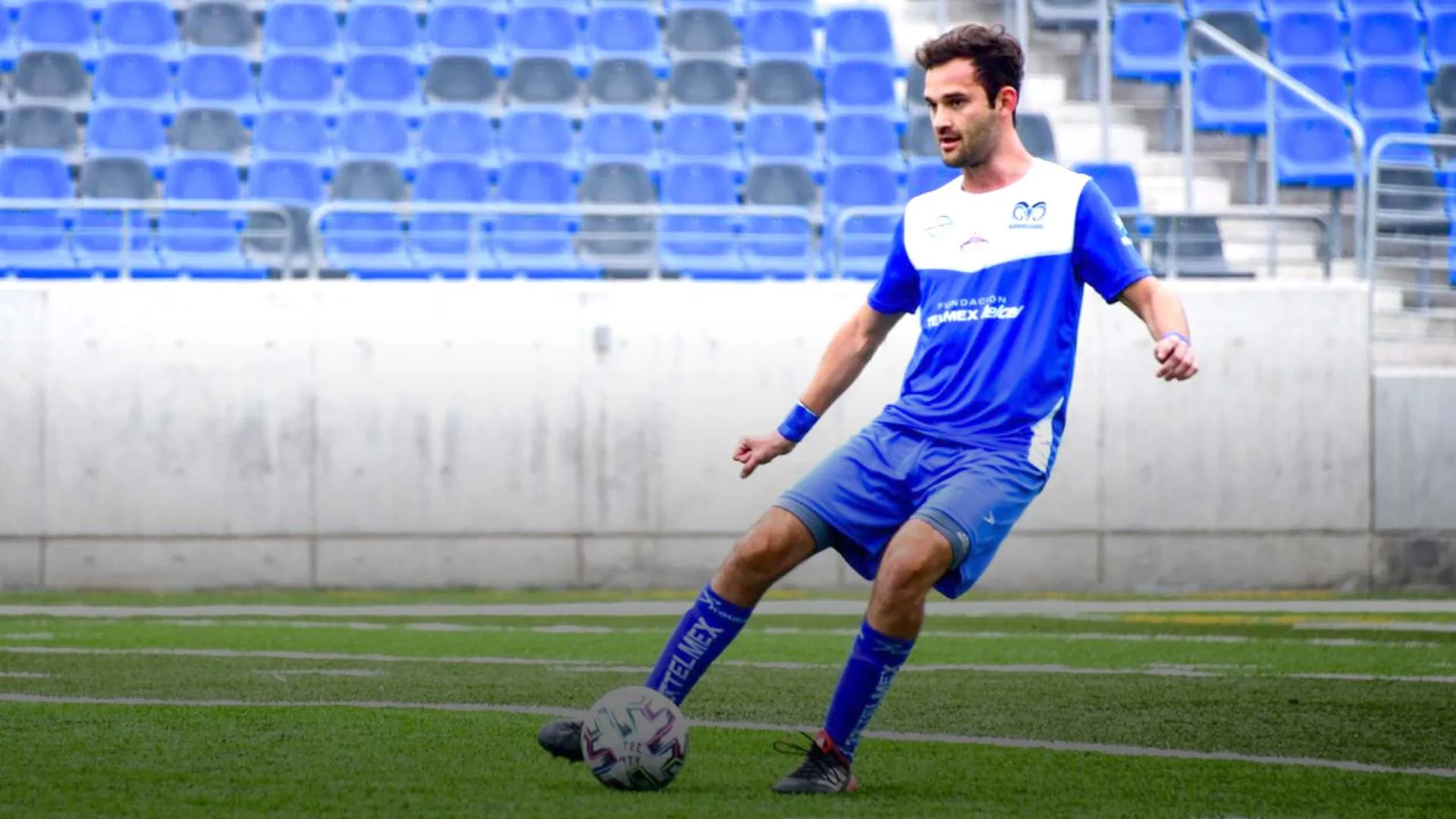 Perseverancia lo lleva a la cima y logra título del Tec